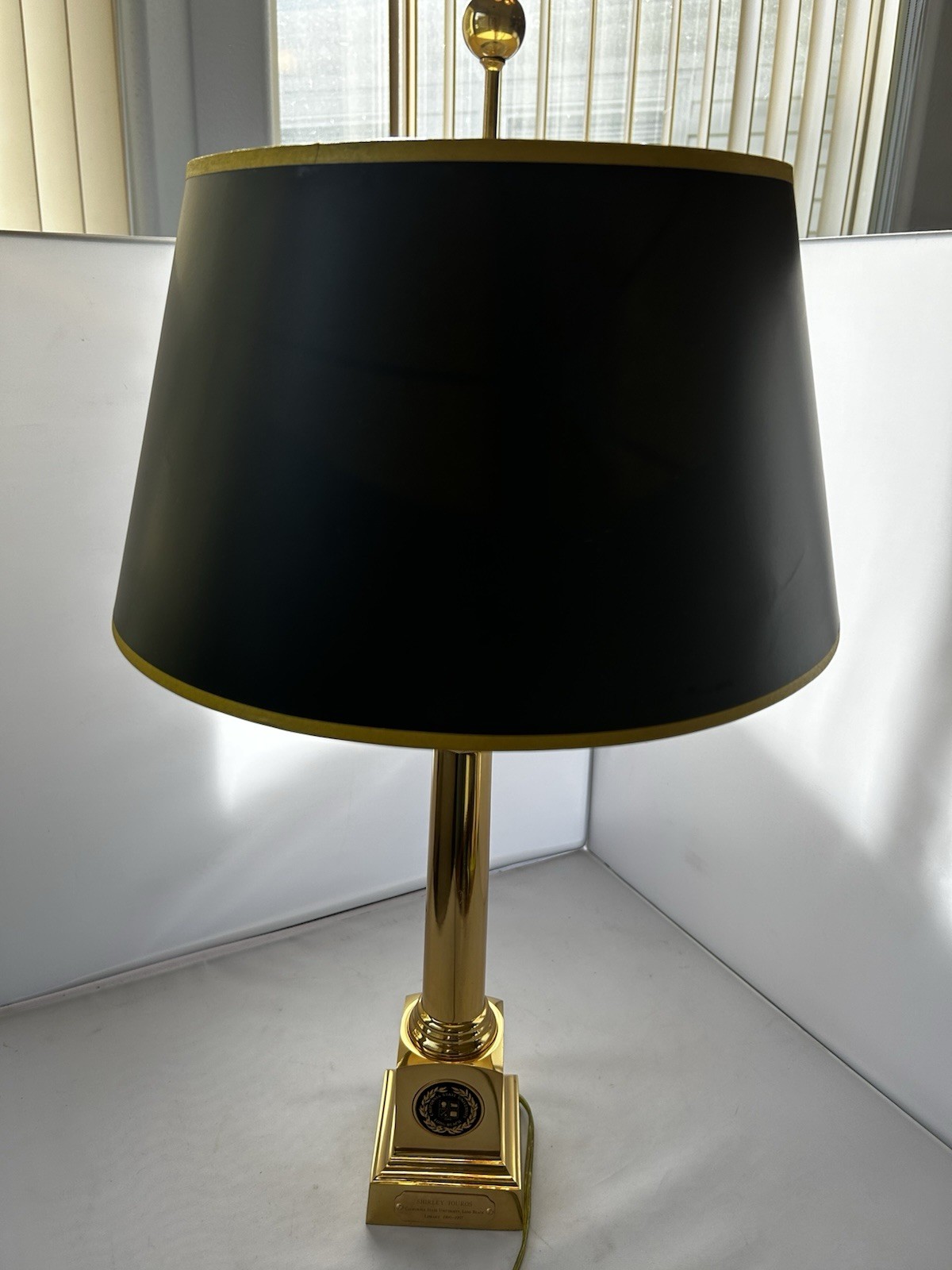 Vintage California State University Long Beach Brass Table Lamp Black Gold Shade