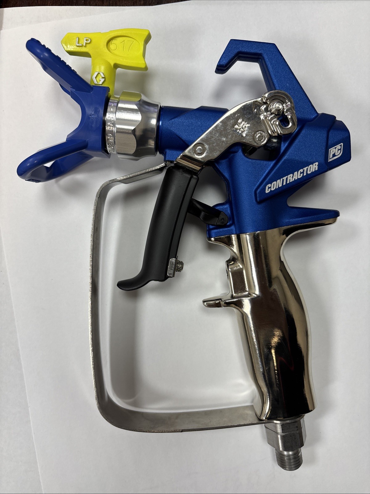 New Graco Contract PC Airless Spray Gun 17y043 17y042 Open Box Genuine OEM New Graco Contract PC Airless Spray Gun 17y043 17y042 Open Box Genuine OEM