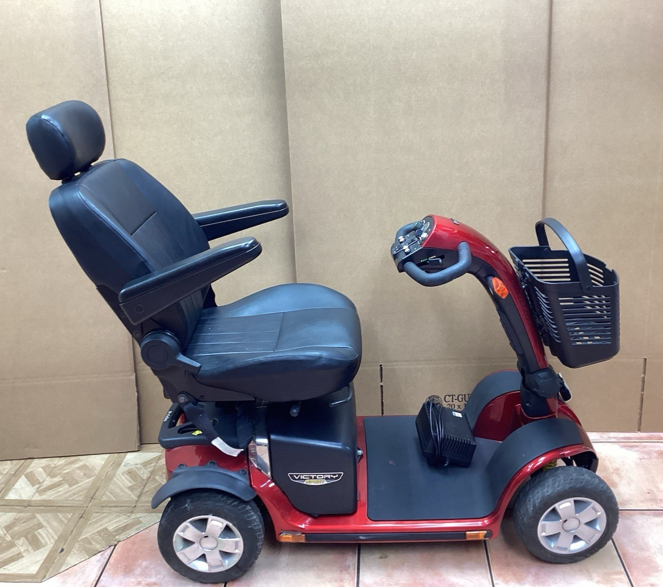 Pride Victory LX Sport 4-Wheel Mobility Scooter S710XW-EXCELLENT CONDITION