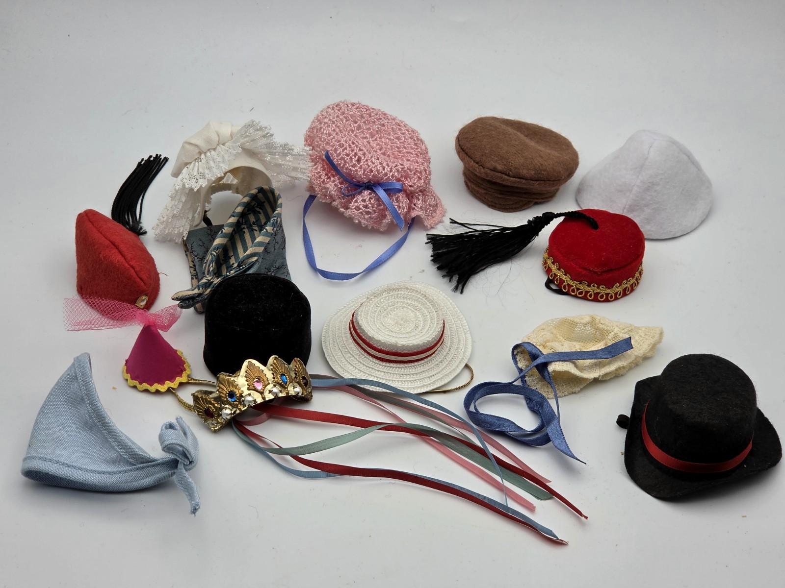 Vtg 14pc LOT of Madame Alexander Miscellaneous HATS for 8