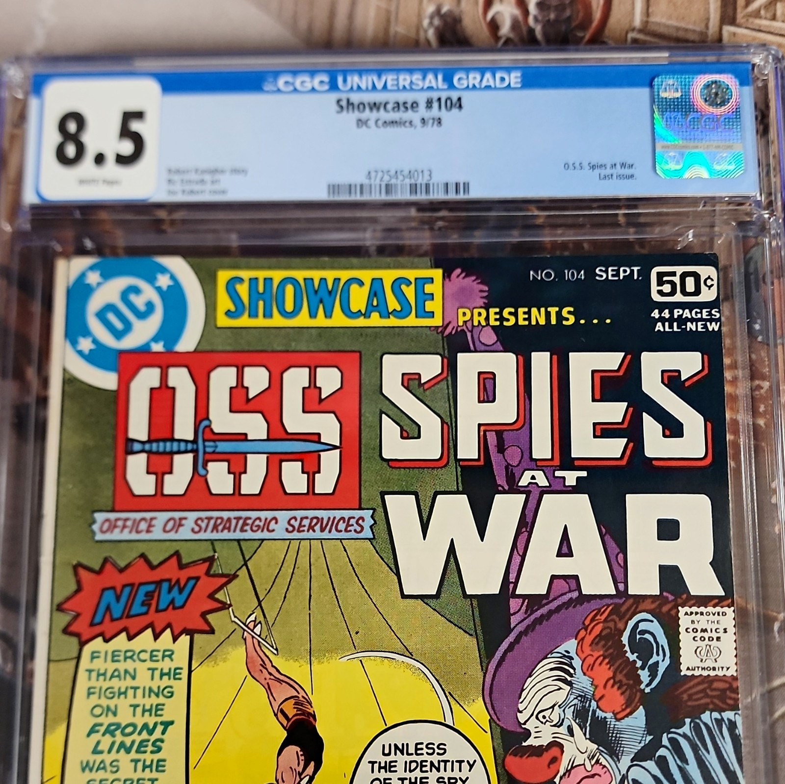 DC Comics Showcase #104 Spies at War (1978) CGC 8.5 Bronze Age, Last Issue