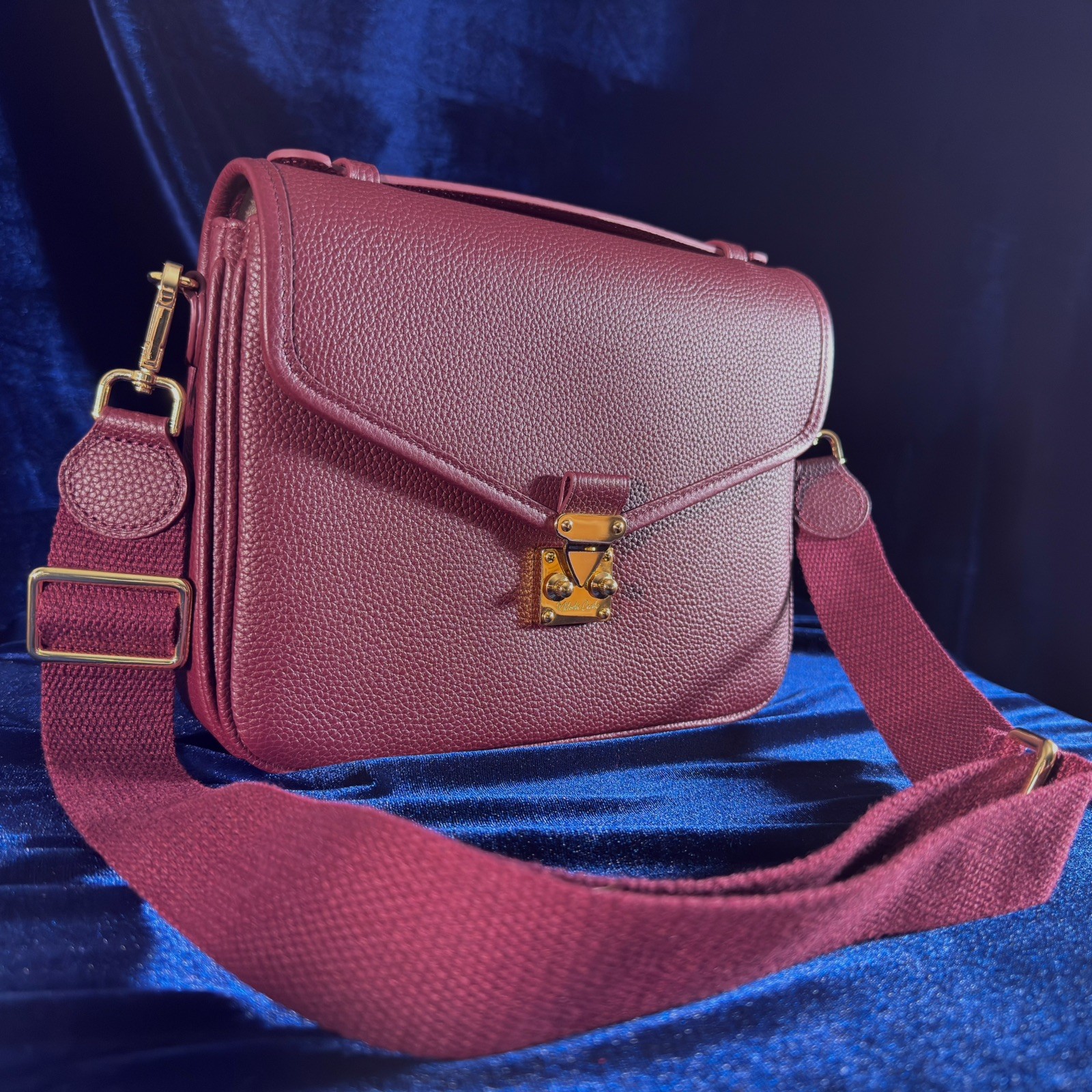 DUYP Melodie Cecile Paris 15 Satchel Métis style Burgundy Togo Leather Bag NWOT