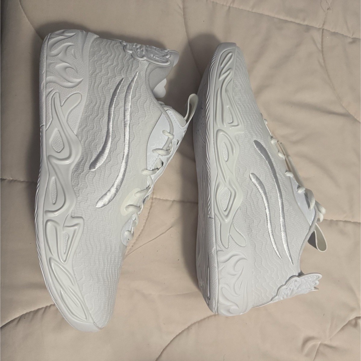 PUMA MB.04 Lo Ice White Mesh Lace Up Men\'s Low Top Sneaker 311319-01