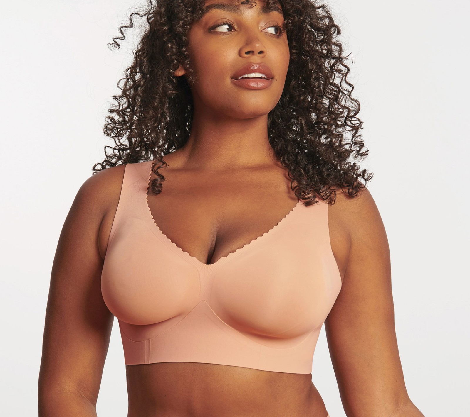 Evelyn & Bobbie Women\'s Bra Sz M Seamless Wirefree Pink A677303