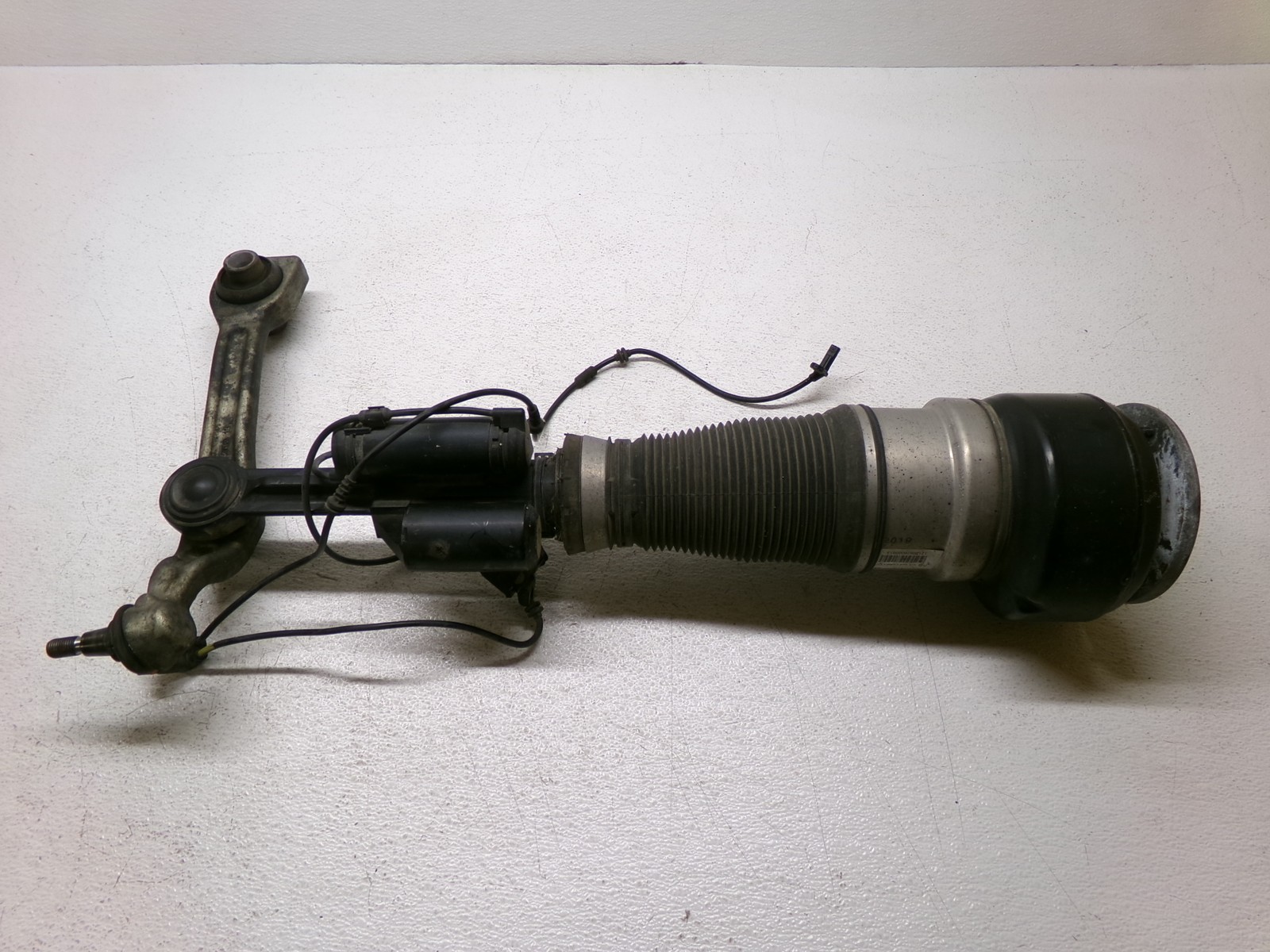 2007-2013 Mercedes Benz S550 W221 Air Shock Strut Absorber Assembly OEM