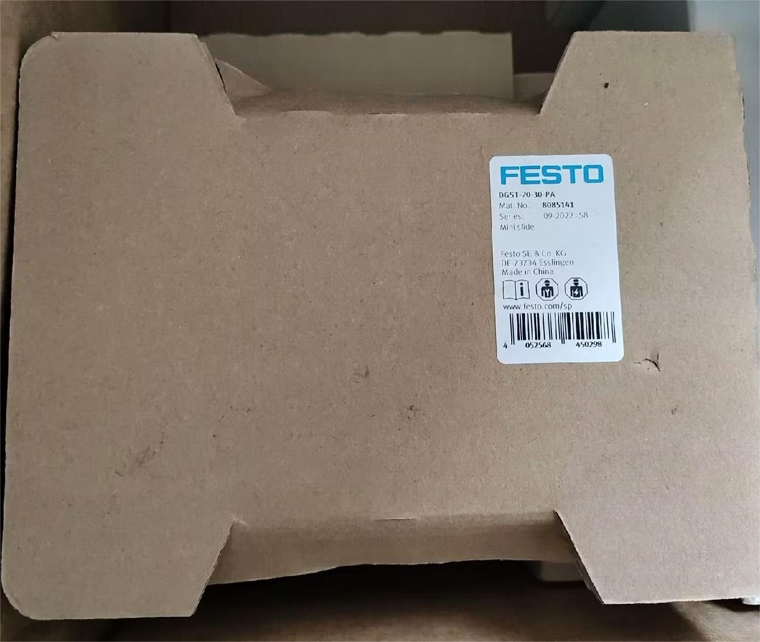 1PC FESTO DGST-20-30-PA  8085141 Cylinder New Expedited Shipping