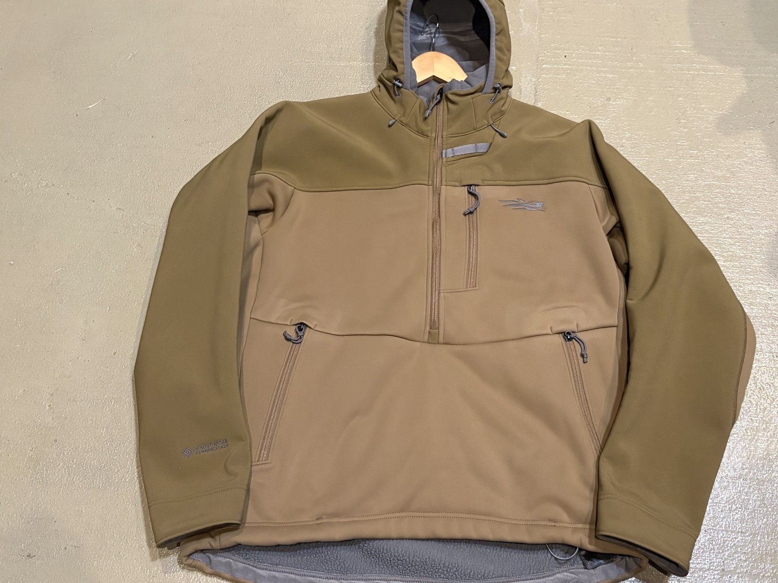 Sitka Dakota Hoody Windstopper Coyote Large 50223 Sitka Dakota Hoody Windstopper Coyote Large 50223