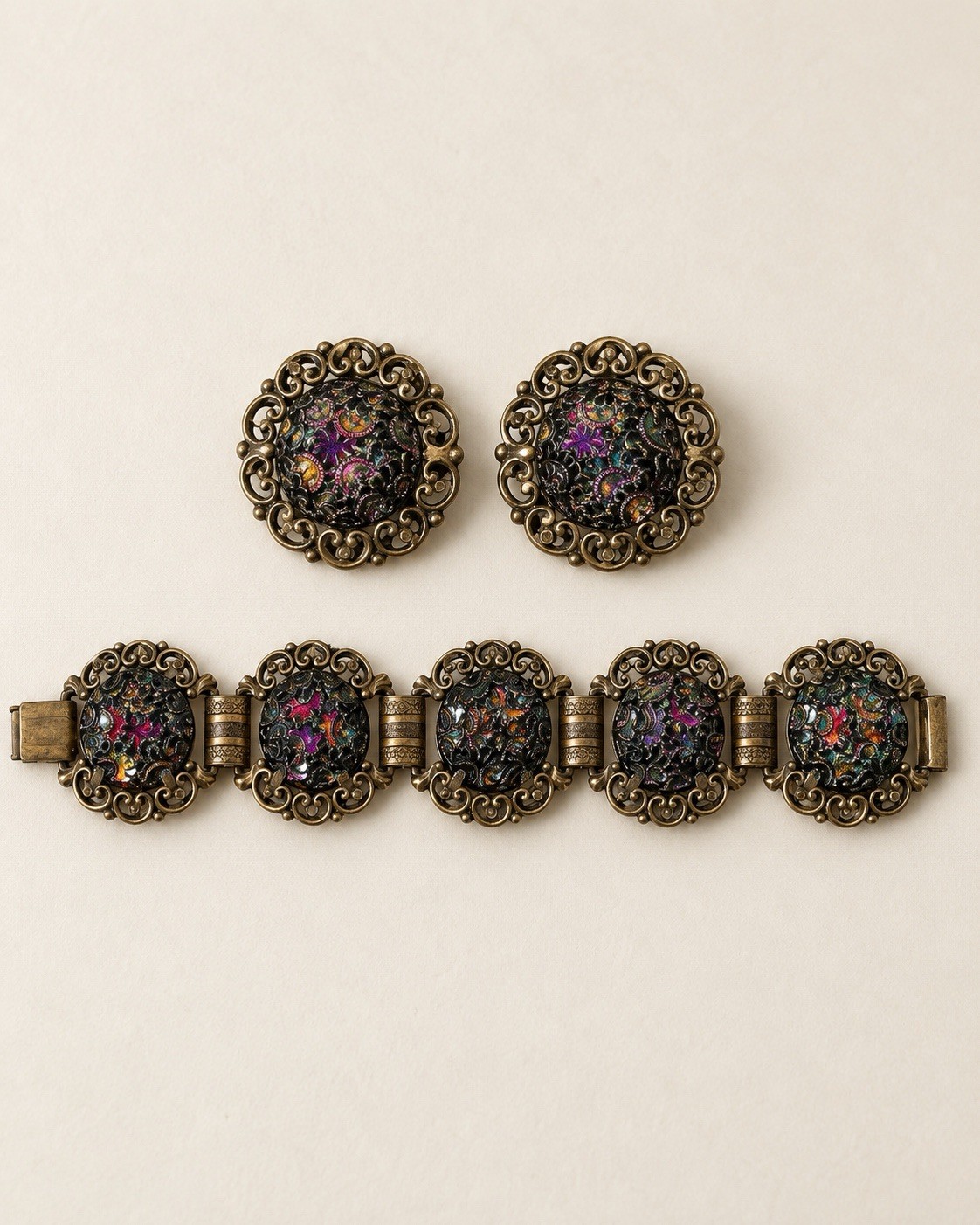 Vintage Judy Lee Bracelet & Earrings Set Gold Tone Iridescent Cabochon Unsigned