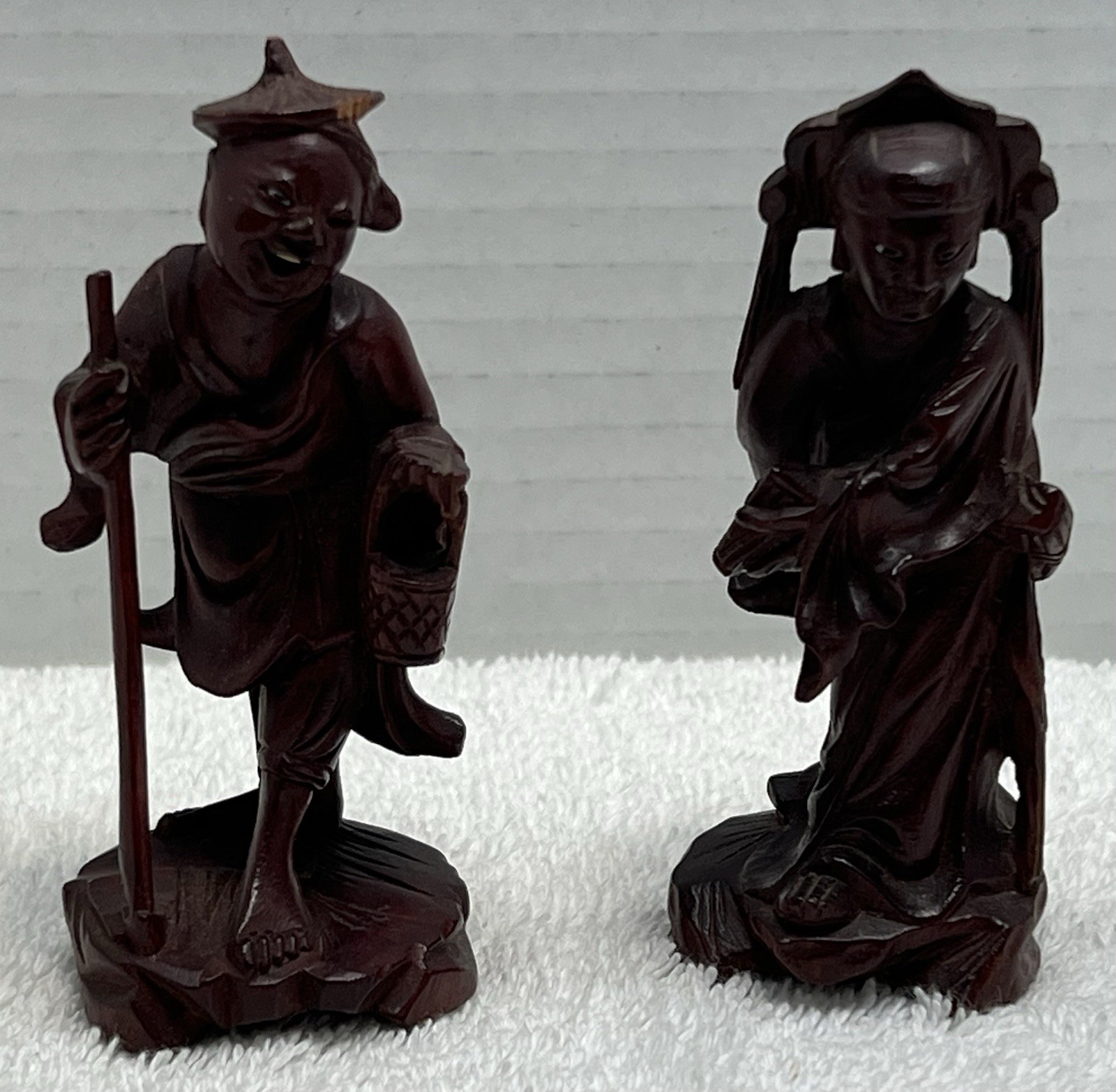Vintage Hand Carved Asian Cherry Wood 4” Figurines Set/2 Culture 1940s