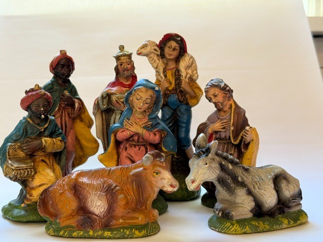 Vintage Italian Nativity Set 8 Pc Papier Mache/Composition Figures Wise Men Mary