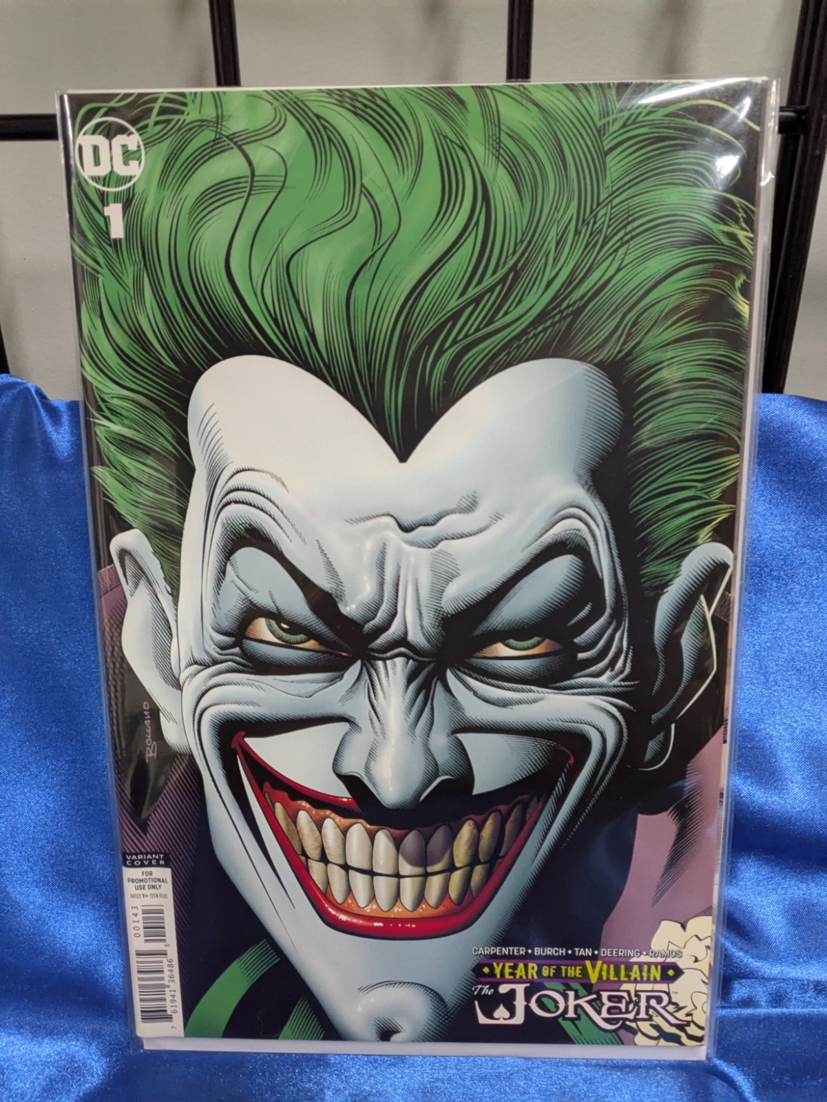 Joker Year of the Villain #1 Retailer 1 Copy Per Store Variant NM- 2019 DC