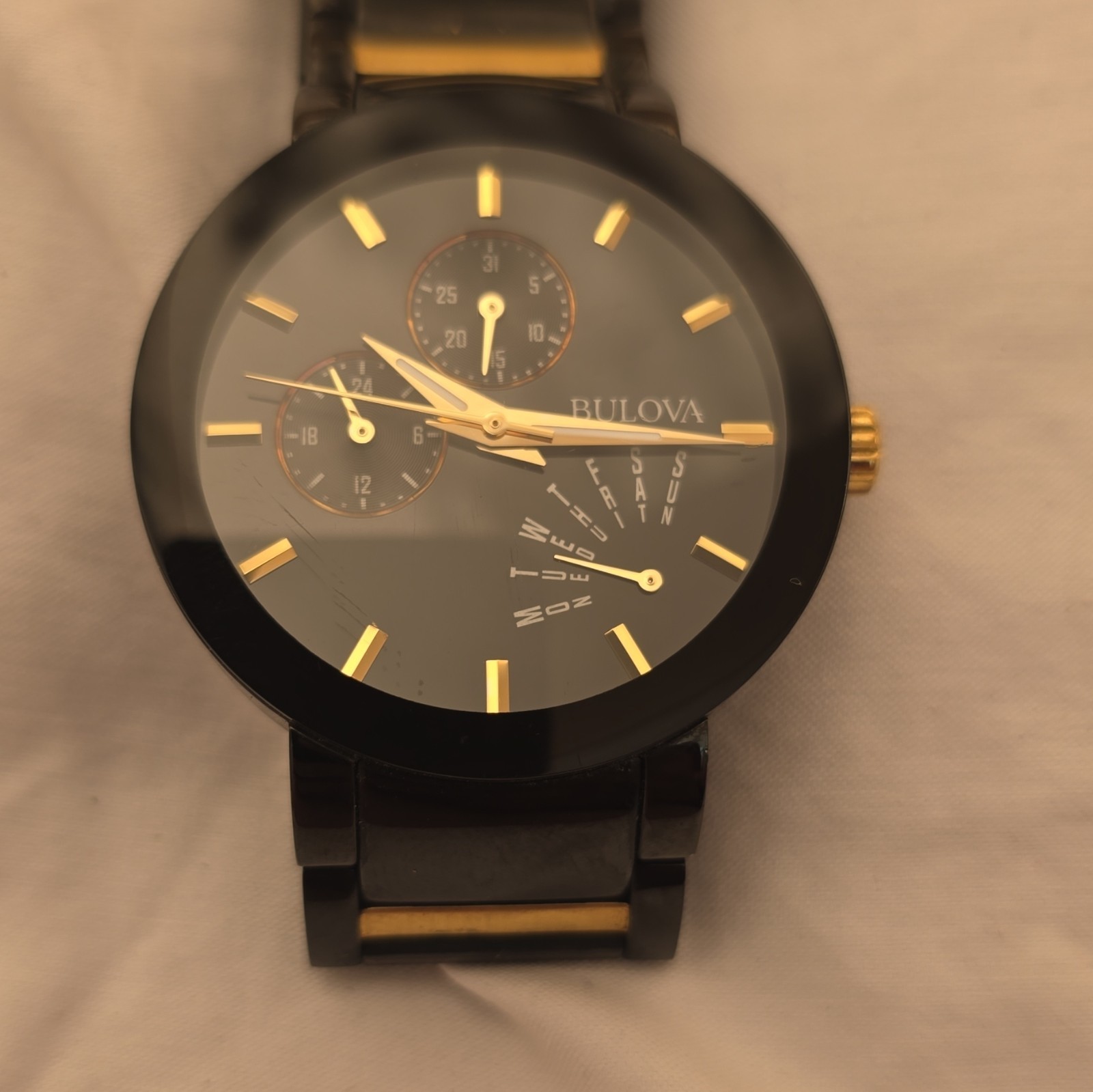 Bulova Futuro Black & Gold Tone Stainless Steel Quartz Watch Ref: 98C124