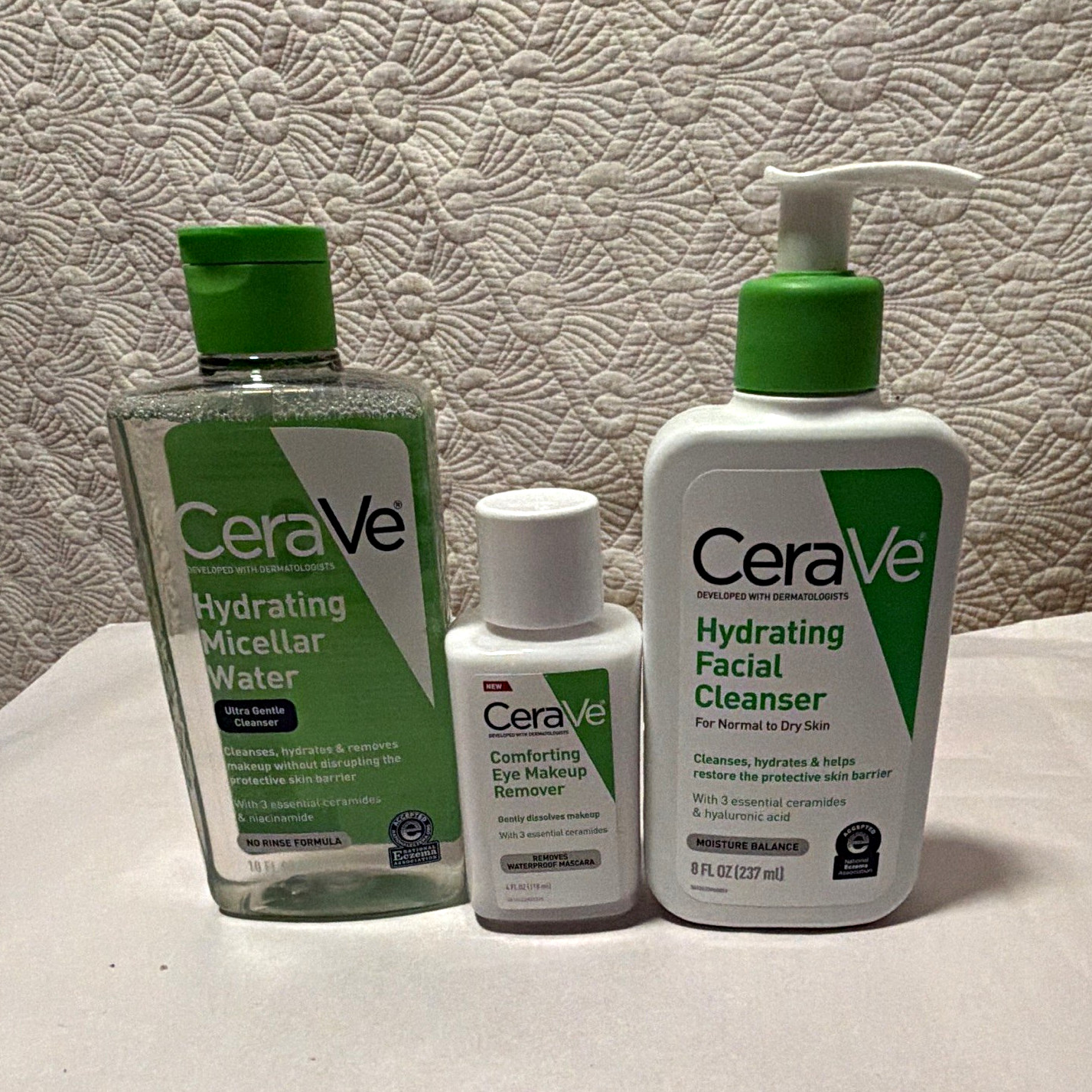 CeraVe Hydrating Cleanser Set Micellar Water Eye Remover Hyaluronic 8 fl oz CeraVe Hydrating Cleanser Set Micellar Water Eye Remover Hyaluronic 8 fl oz