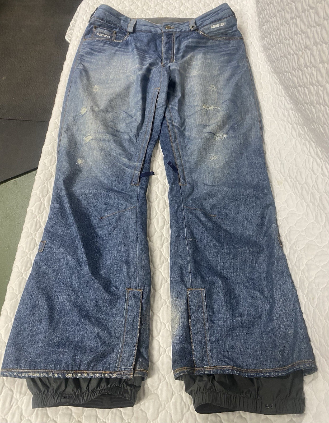 Burton THE JEAN Mens size (XL ) Authentic replica worn by 2010 U.S. Olympic Team