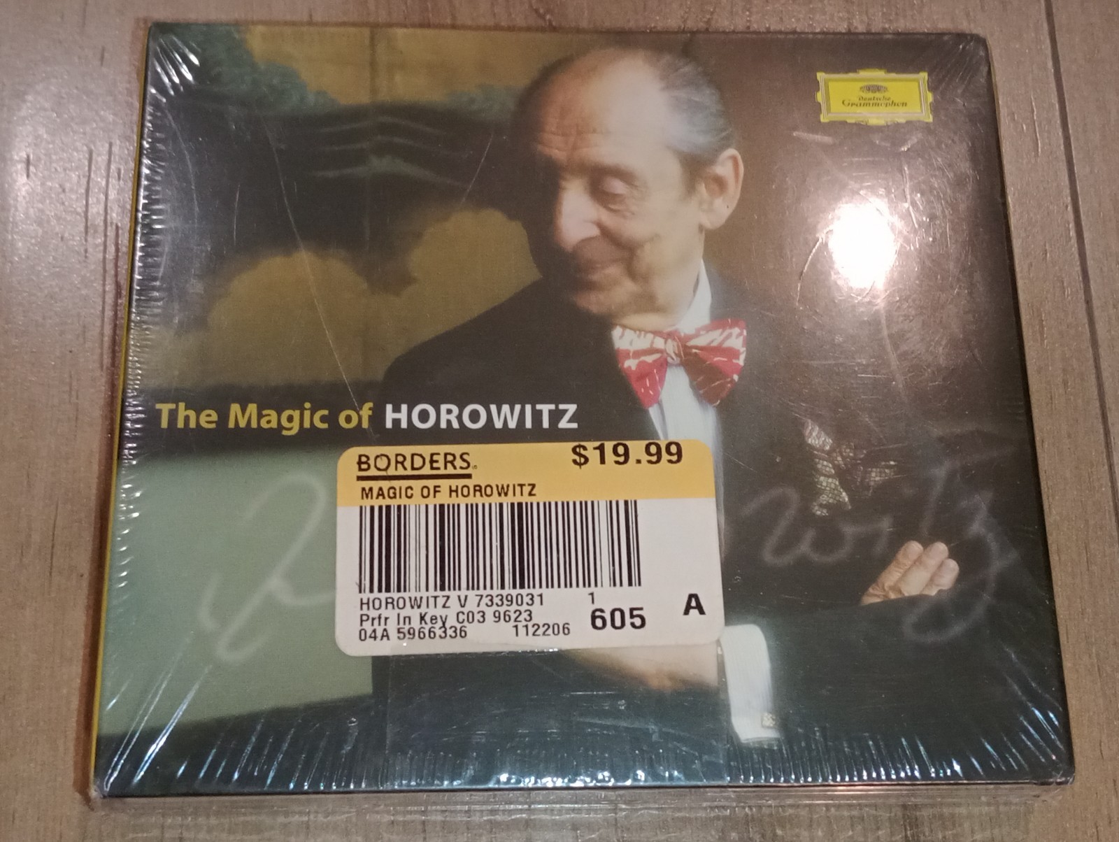 The Magic of Horowitz 2003 Deutsche Grammophon 2CDs/DVD DG Sealed New Classical The Magic of Horowitz 2003 Deutsche Grammophon 2CDs/DVD DG Sealed New Classical