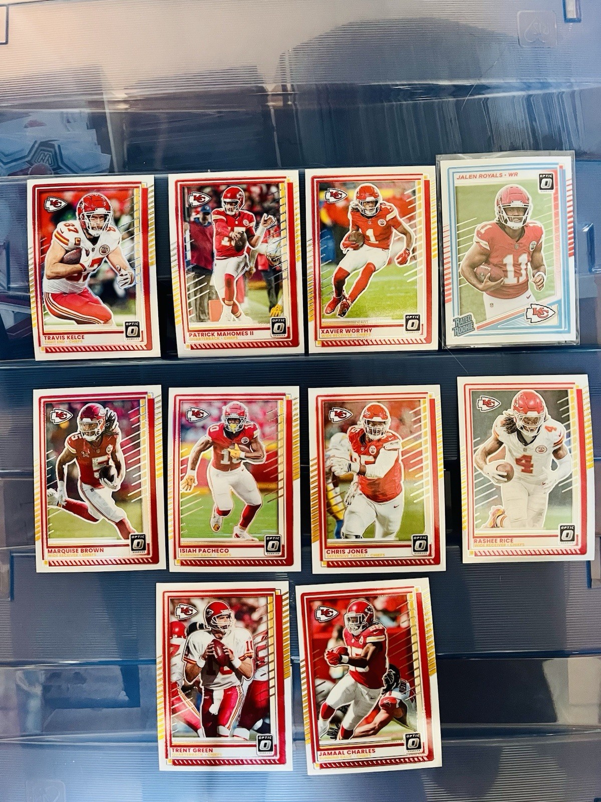 🔴⚪️🔴 2025 DONRUSS OPTIC KANSAS CITY CHIEFS COMPLETE BASE TEAM SET(10 CARD LOT) 🔴⚪️🔴 2025 DONRUSS OPTIC KANSAS CITY CHIEFS COMPLETE BASE TEAM SET(10 CARD LOT)