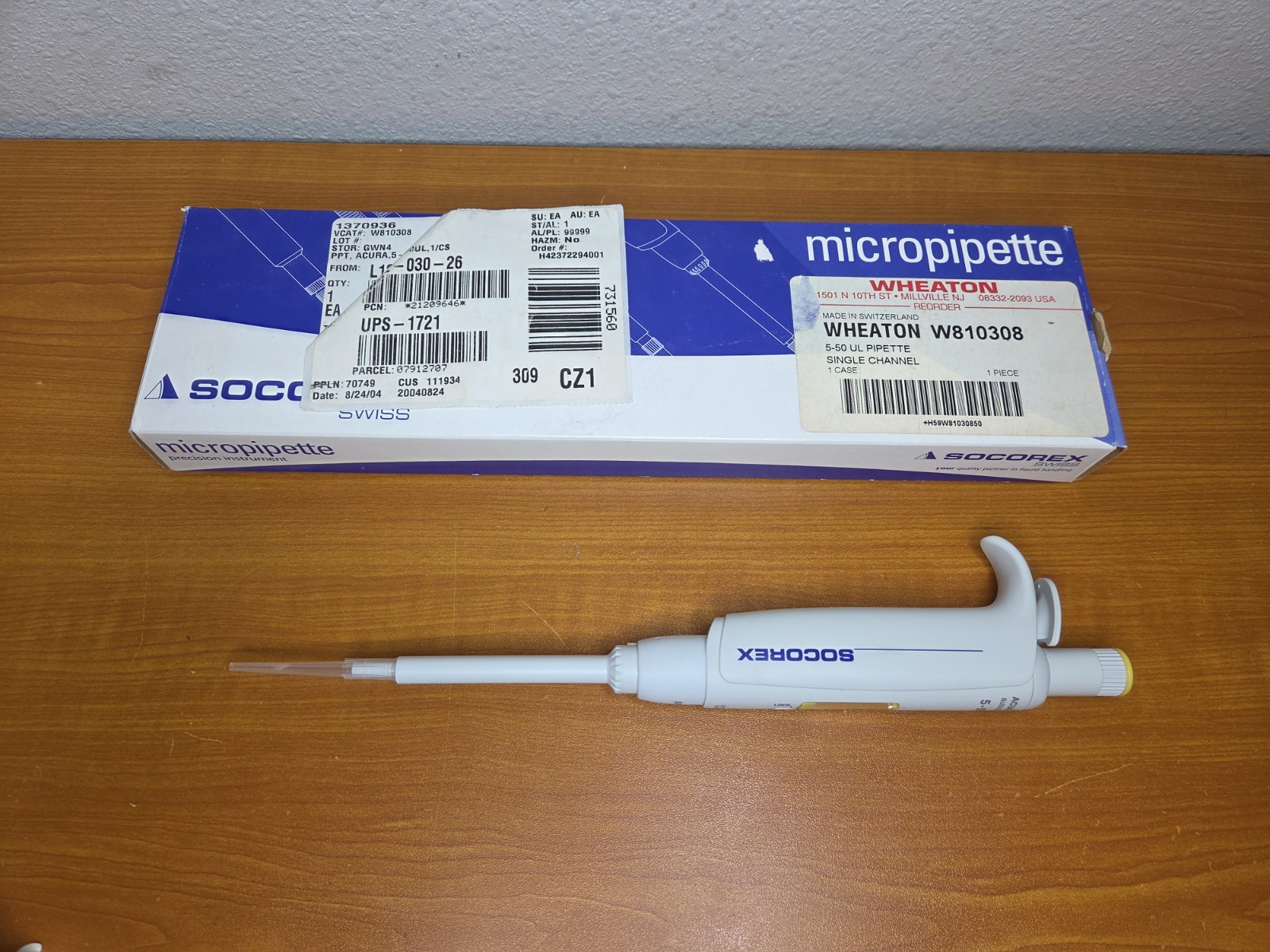 Wheaton Socorex 5-50 uL Autoclavable Single-Channel Pipette Acura 825 Swiss Made Wheaton Socorex 5-50 uL Autoclavable Single-Channel Pipette Acura 825 Swiss Made