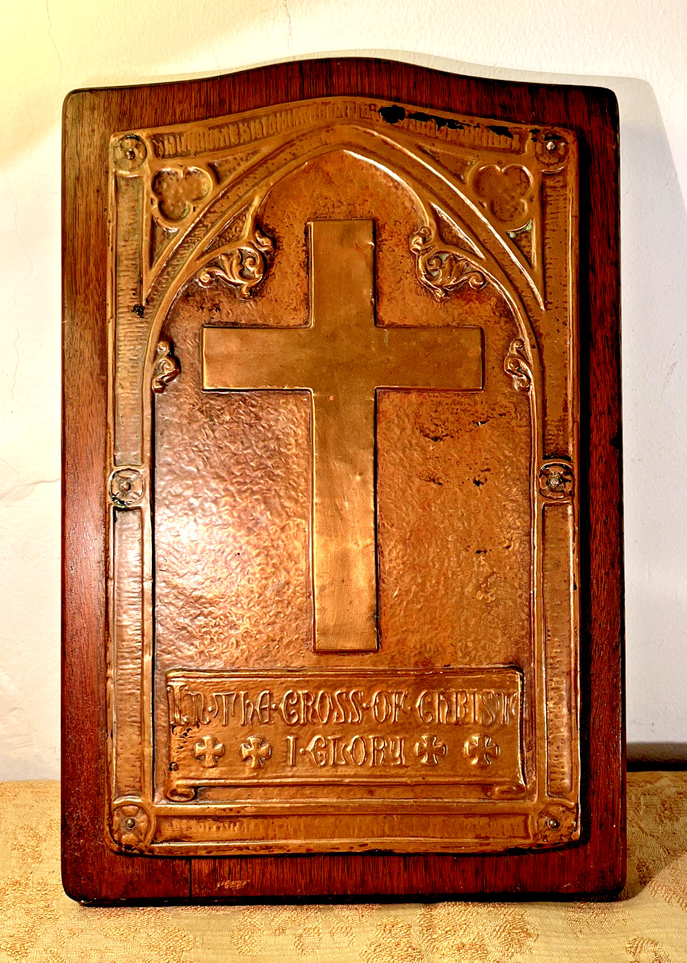 Antique Arts and Crafts 1910  copper repousse The Cross of Christ plaque  ..C1