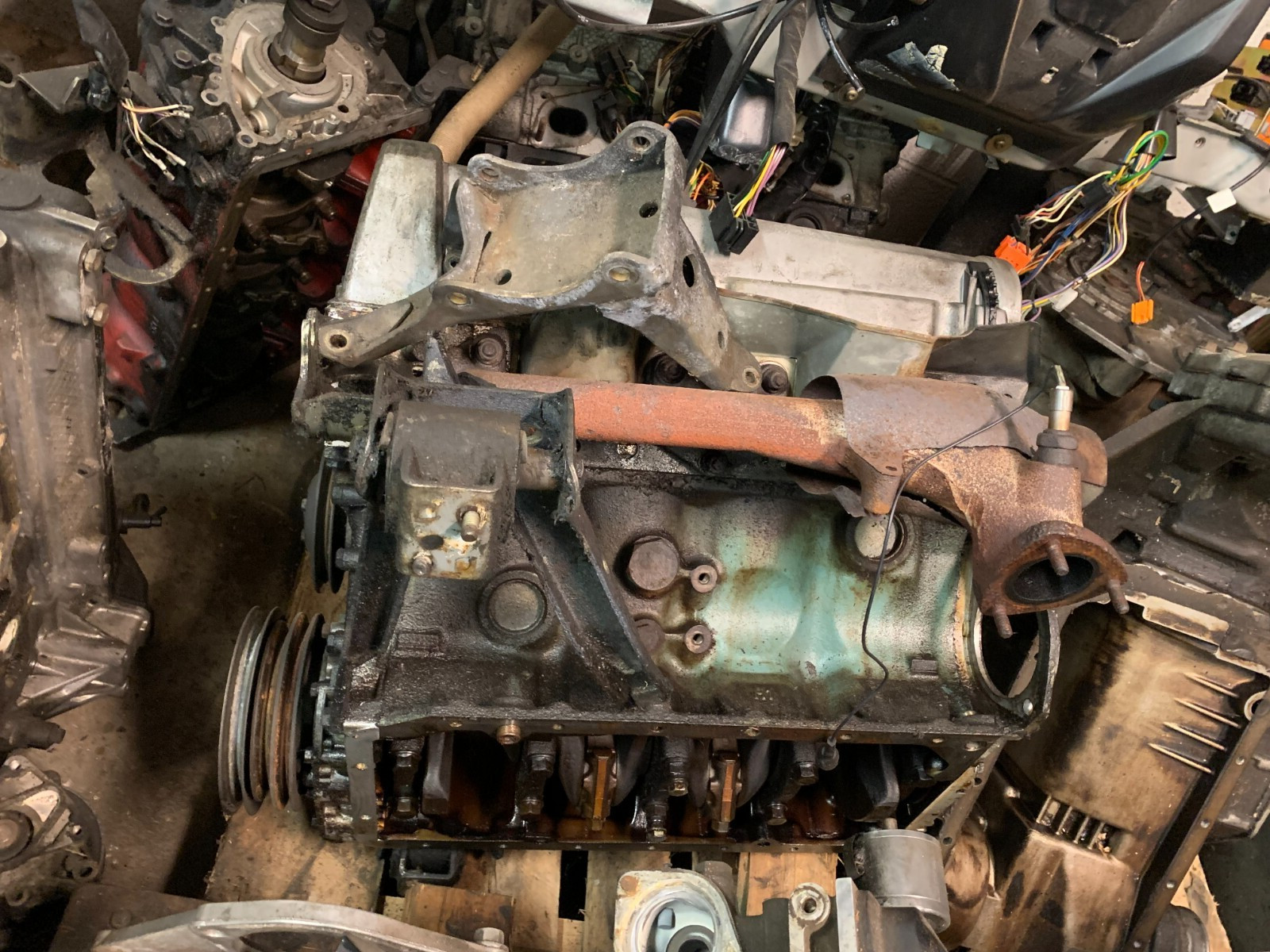 1983 Classic Saab 900 8 Valve 2.0L Non-Turbo Engine Long Block Fits 1981 - 1987