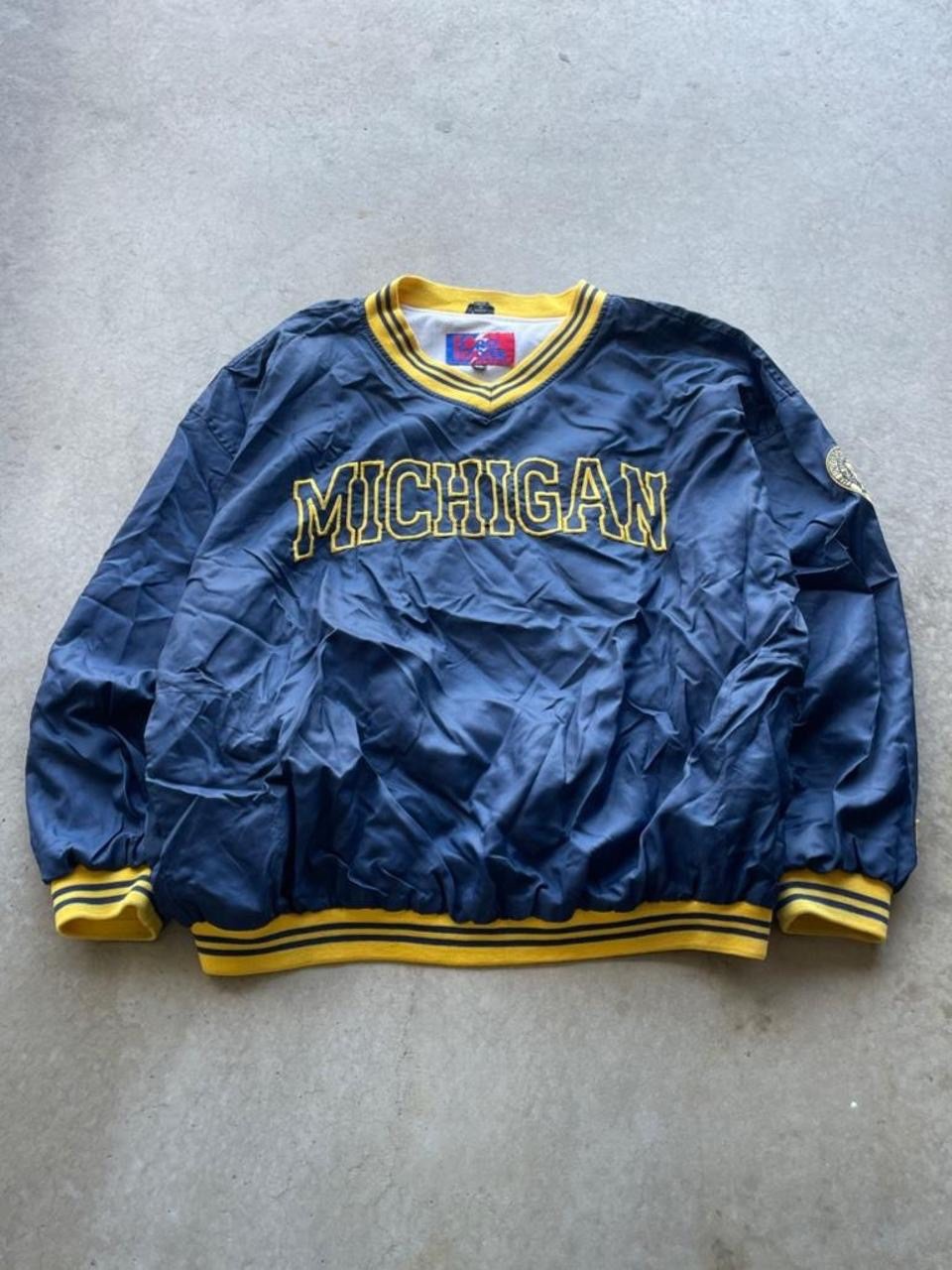 Vintage Pro Player University of Michigan Wolverines navy nylon pullover windbre