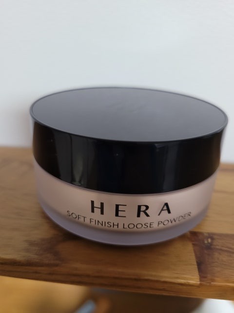 HERA Soft Finish Loose Powder 15g Blurring Tone-Up Setting Powder K-Beauty
