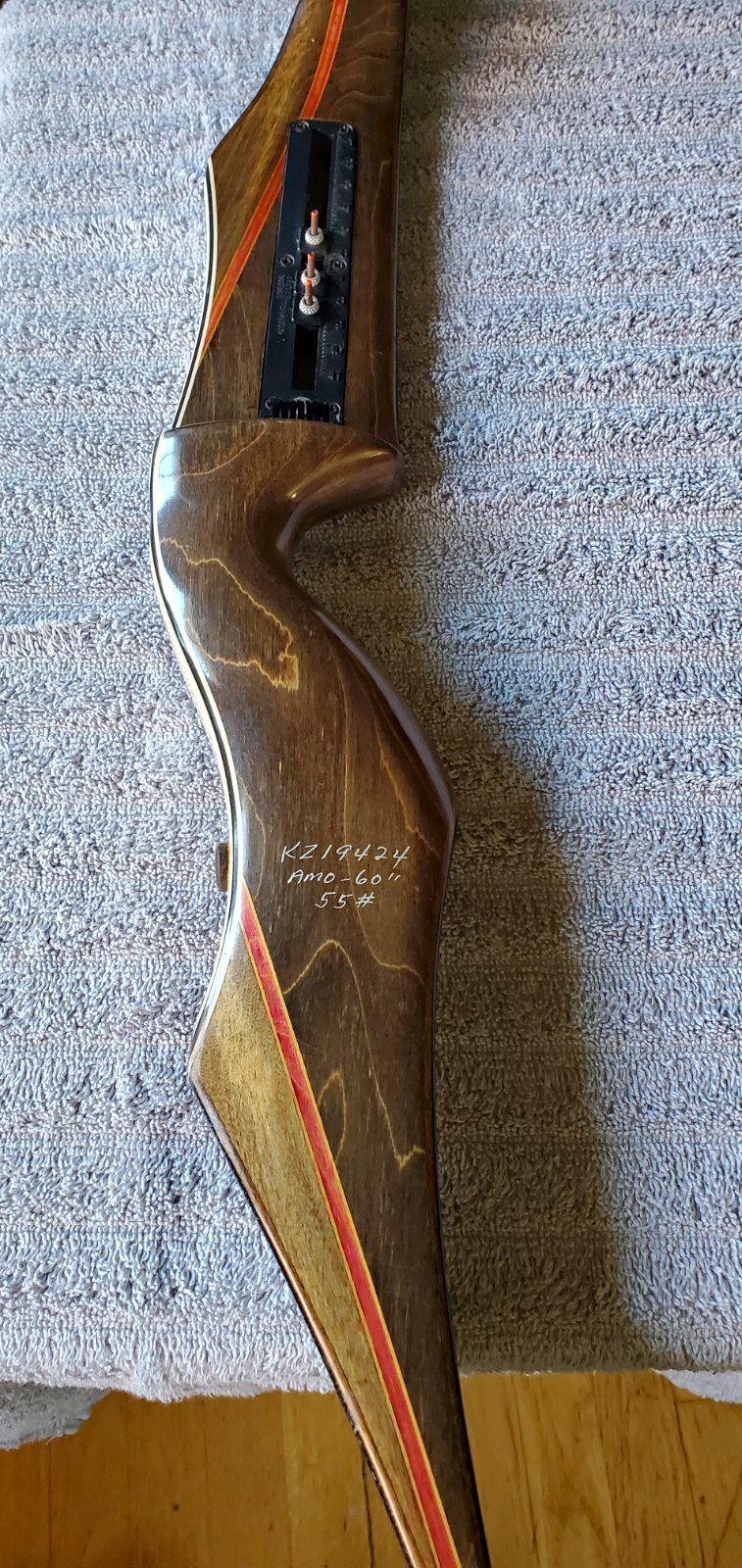 Bear Archery Super Kodiak Hunter Recurve Bow RH 60in 55lb 28in Draw Wood Bear Archery Super Kodiak Hunter Recurve Bow RH 60in 55lb 28in Draw Wood