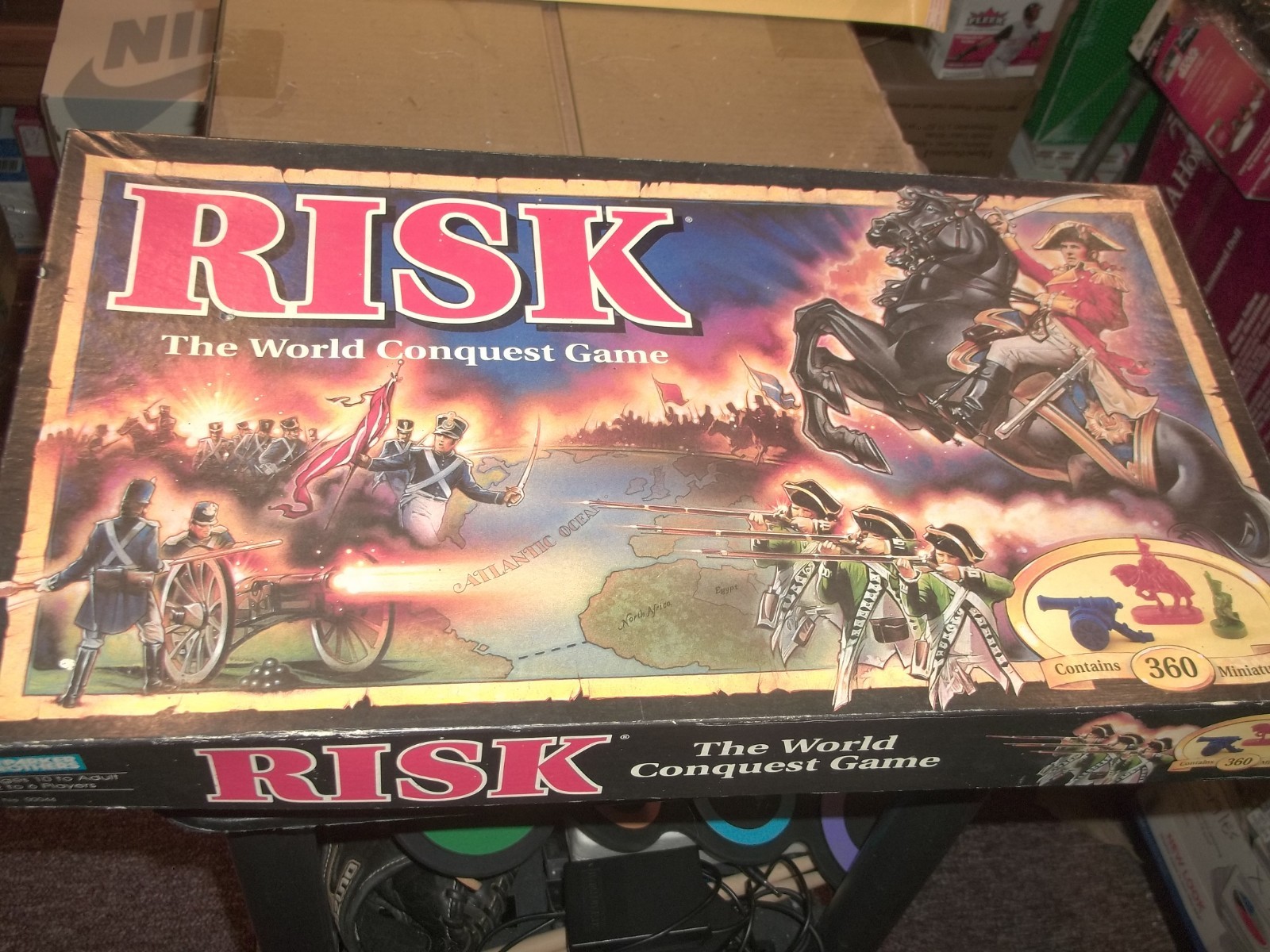 VINTAGE Risk Board Game COMPLETE 1993 Classic War Strategy Miniatures Figures