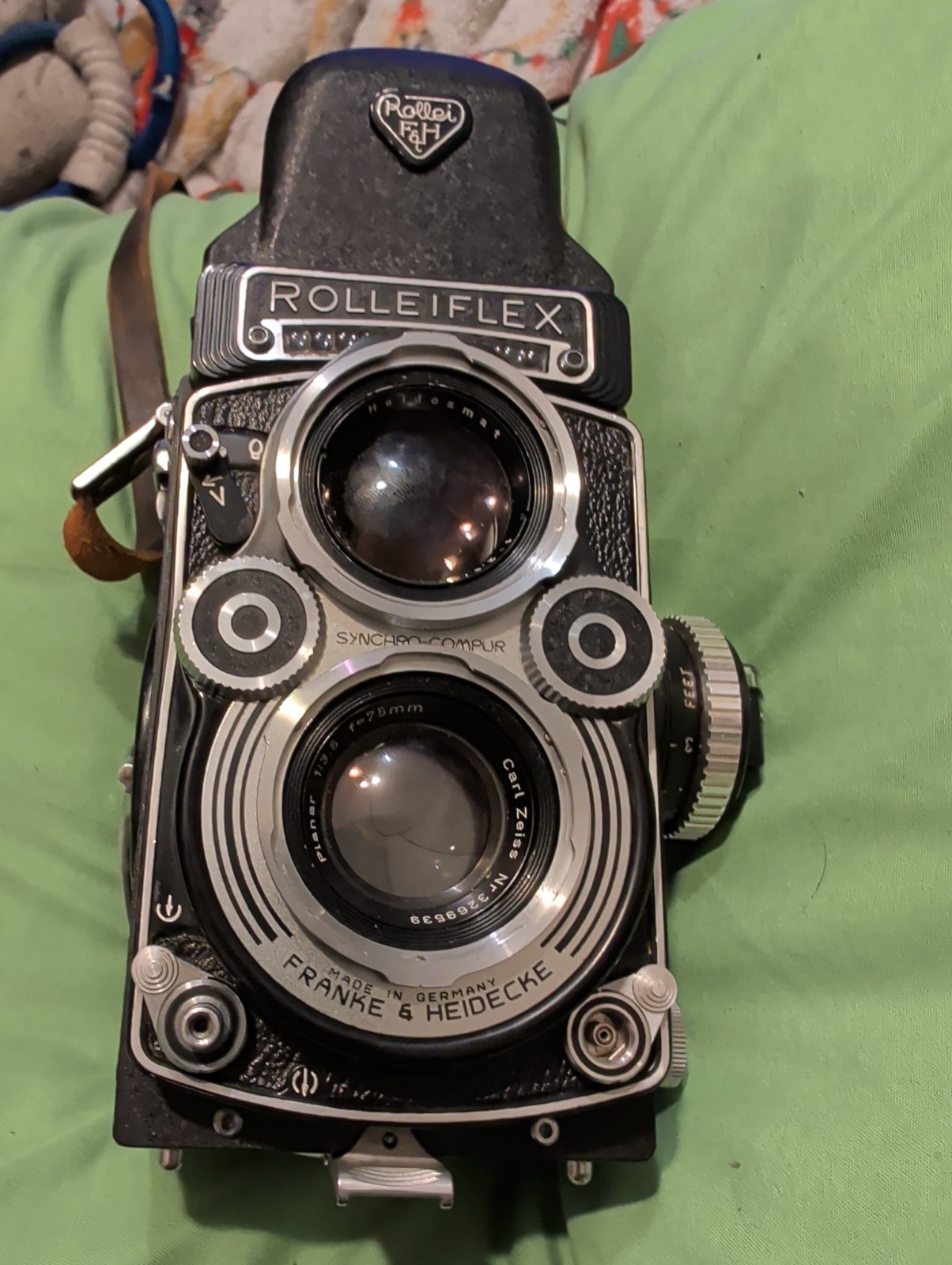 Rolleiflex 3.5F Planar Medium Format TLR Film Camera