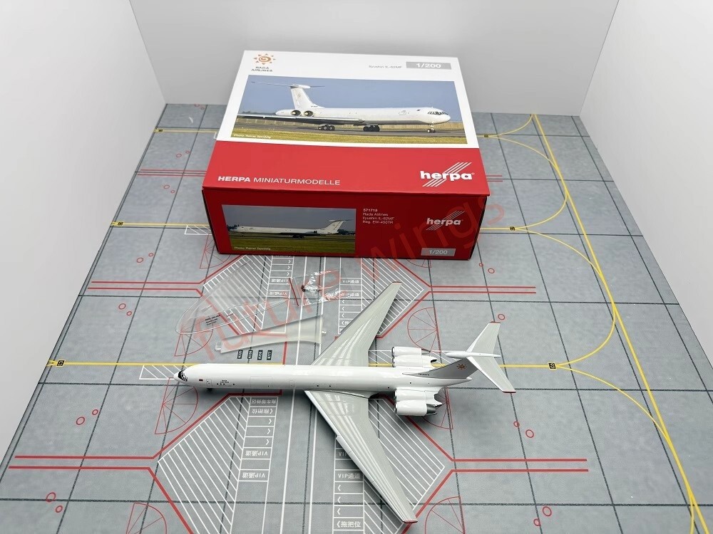 Herpa Wings 1/200 RADA/Malév/Cubana/Lot/Ukraine/Interflug/CAS Ilyushin IL-62 M Herpa Wings 1/200 RADA/Malév/Cubana/Lot/Ukraine/Interflug/CAS Ilyushin IL-62 M