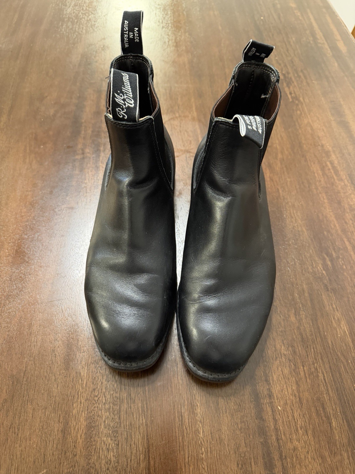 R.M. Williams Black Comfort Boots Oil Resistant Sole US Size 9 Made in Australia R.M. Williams Black Comfort Boots Oil Resistant Sole US Size 9 Made in Australia