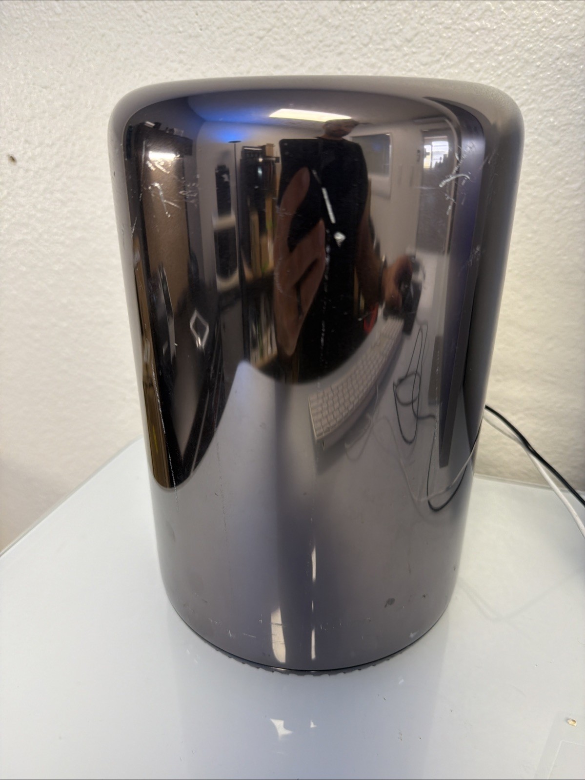 Apple Mac Pro 3.5 GHz 6-Core Xeon E5 64GB D500 3 GB 250gb