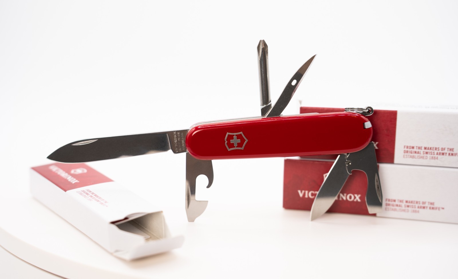 Victorinox Tinker Small Swiss Army Knife, Compact 91mm - 12 Function Swiss Made Victorinox Tinker Small Swiss Army Knife, Compact 91mm - 12 Function Swiss Made