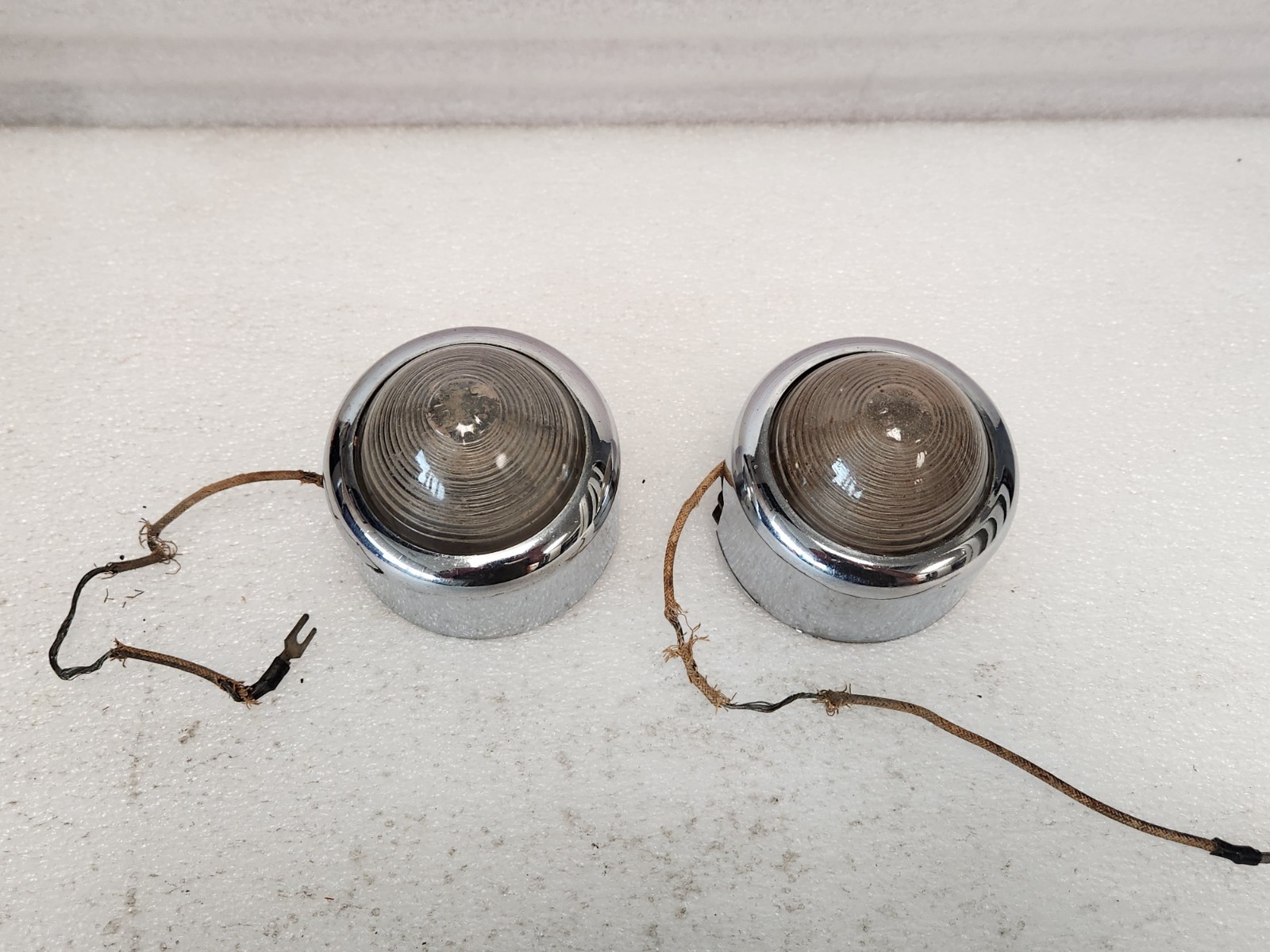 Vintage 1949 1950 Pontiac Oldsmobile Cadillac F-19 Guide backup lights Pair OEM