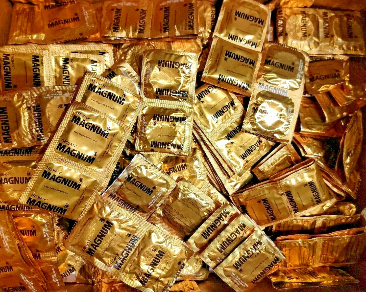TROJAN MAGNUM CONDOMS 50 PACK-BULK, LOT TROJAN MAGNUM CONDOMS 50 PACK-BULK, LOT