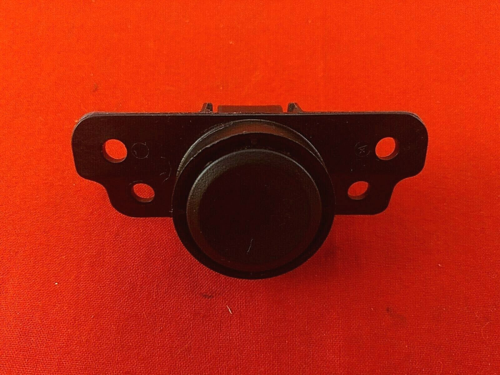 2006-2009 FORD FUSION MILAN FREESTYLE DASH STORAGE GLOVE LATCH BLACK BUTTON OEM 2006-2009 FORD FUSION MILAN FREESTYLE DASH STORAGE GLOVE LATCH BLACK BUTTON OEM