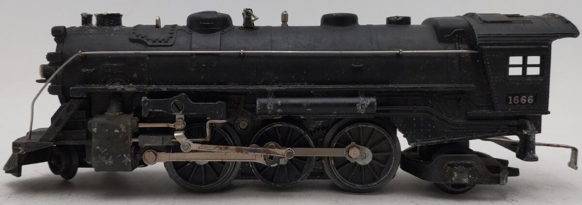 Lionel 1666 Vintage O 2-6-2 Diecast Steam Locomotive
