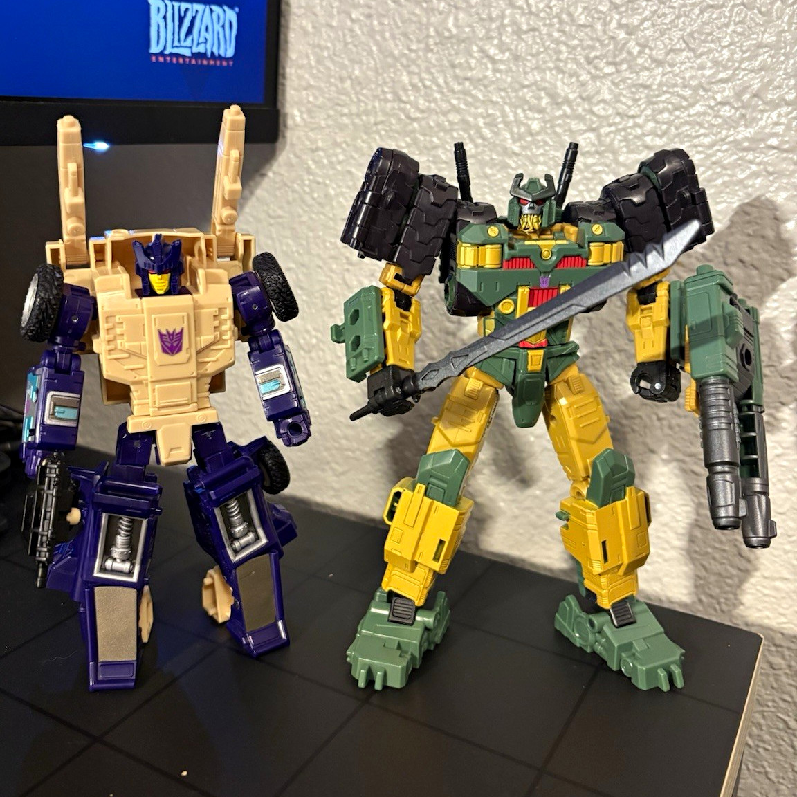 Transformers Legacy United Doom ‘n Destruction Bludgeon and Rukus - complete