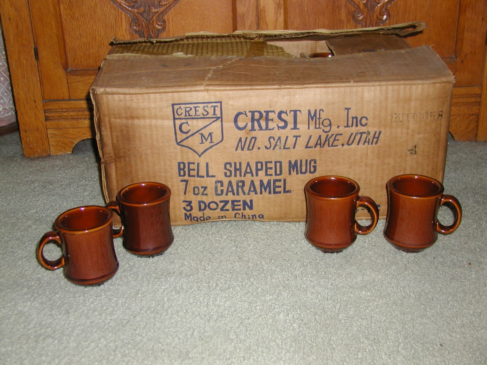 New Old Stock 4 Vtg Crestware Brown Restaurant Mugs Stoneware Cups New Old Stock 4 Vtg Crestware Brown Restaurant Mugs Stoneware Cups