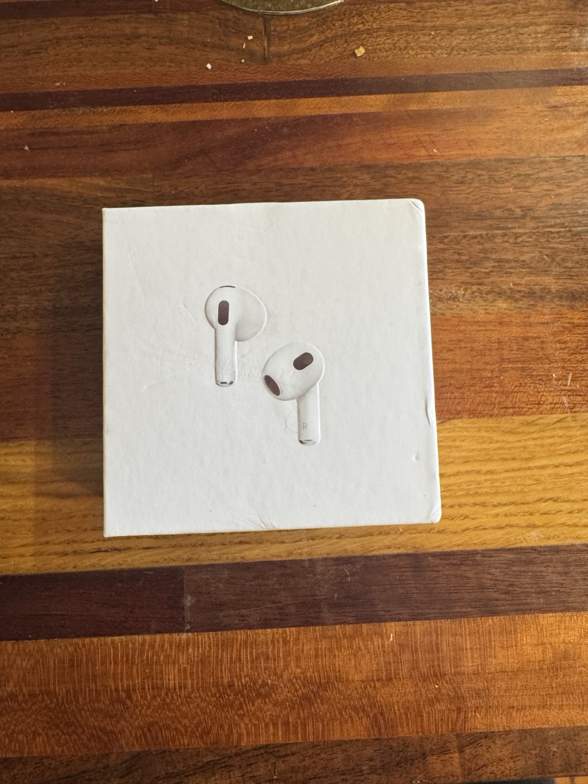 Apple AirPods 3rd Gen Genuine In-Ear Bluetooth Headset w/ Charging Case Apple AirPods 3rd Gen Genuine In-Ear Bluetooth Headset w/ Charging Case