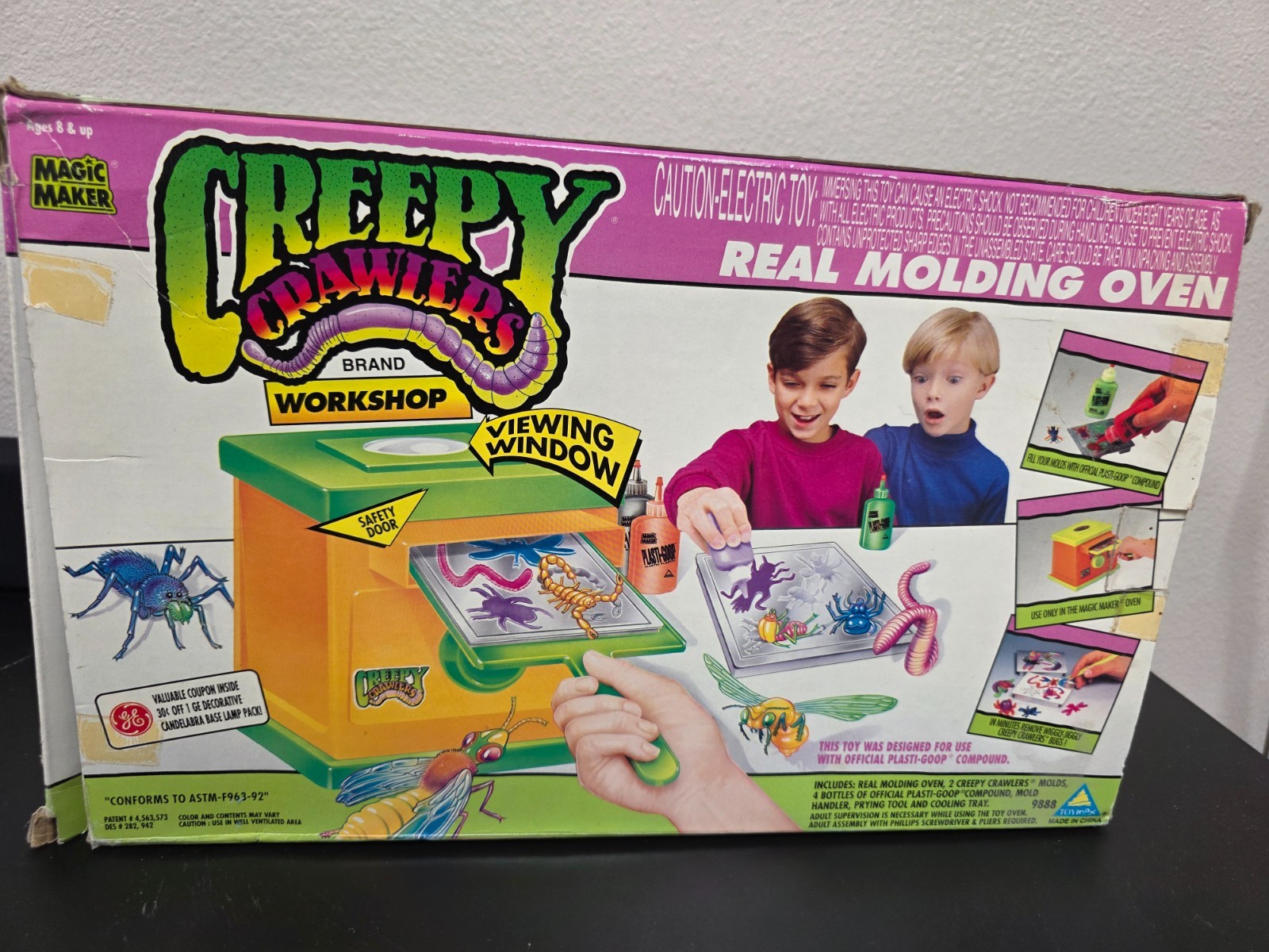 Vintage 1994 ToyMax Creepy Crawlers Workshop Magic Maker Real Molding Oven Compl