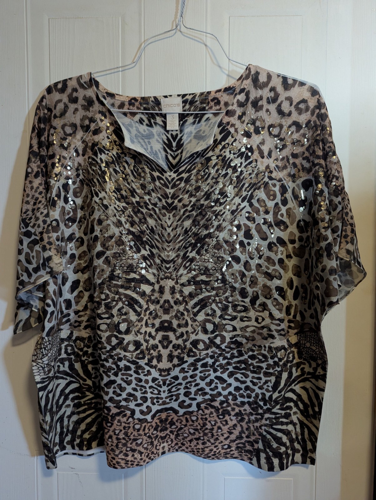 Chico\'s Women\'s Size 3 Animal Print Chiffon Shimmer Blouse Top Leopard Cheetah Chico\'s Women\'s Size 3 Animal Print Chiffon Shimmer Blouse Top Leopard Cheetah
