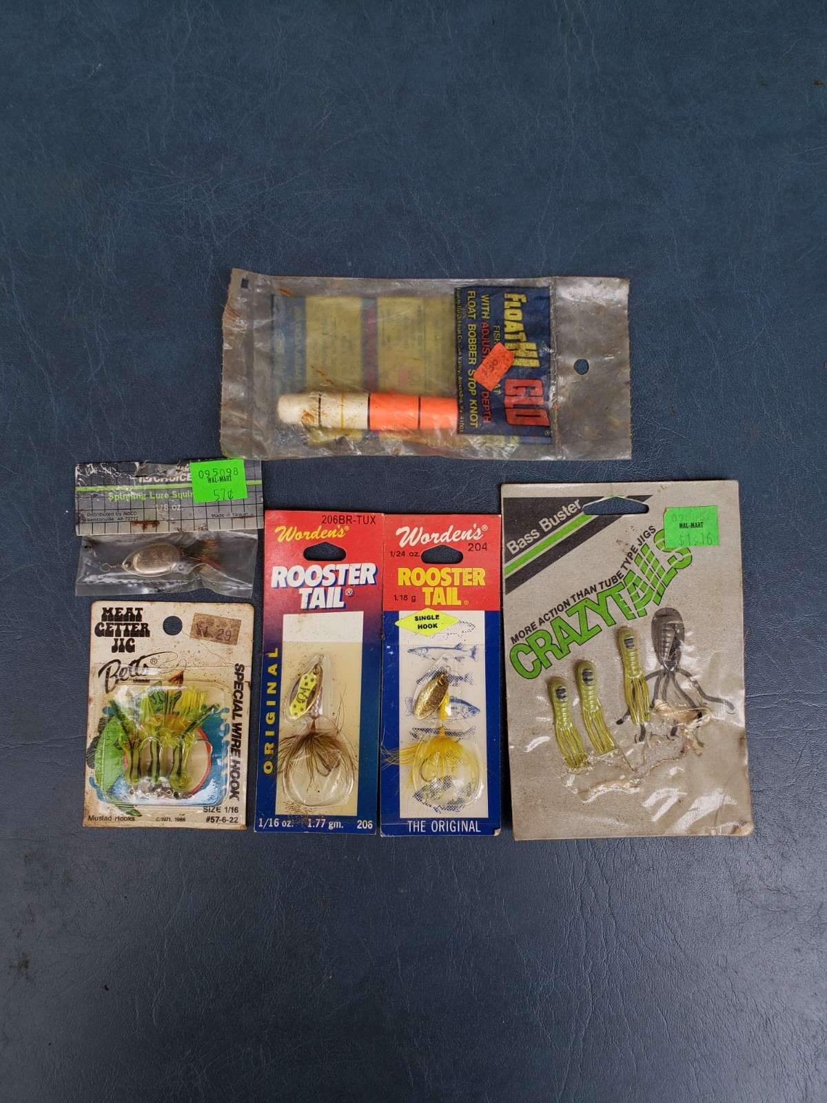 lot of New Vintage fishing Lures and tackle lot of New Vintage fishing Lures and tackle