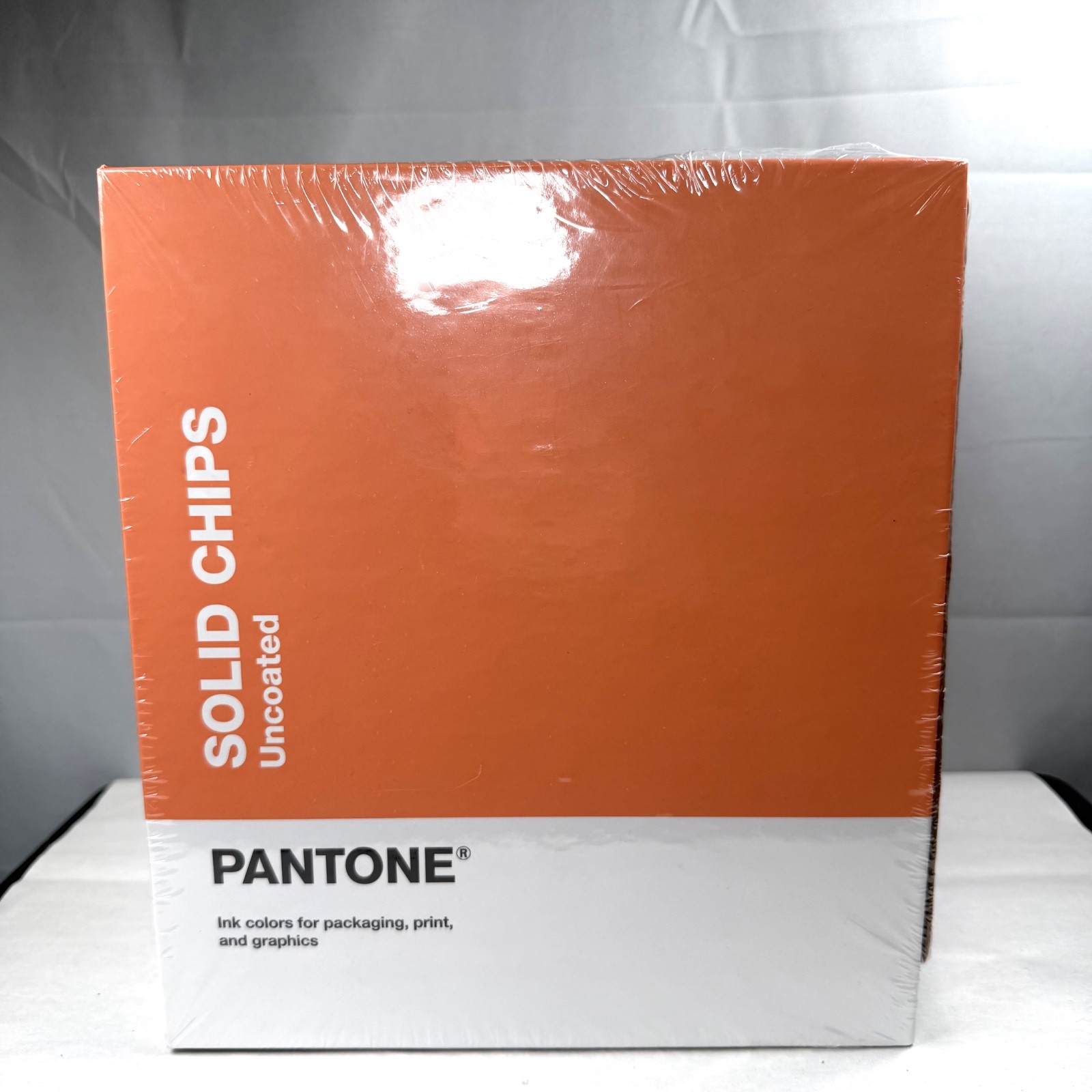 Pantone Solid Chips Uncoated Ink Colors For Packaging, Print And Graphics SEALED