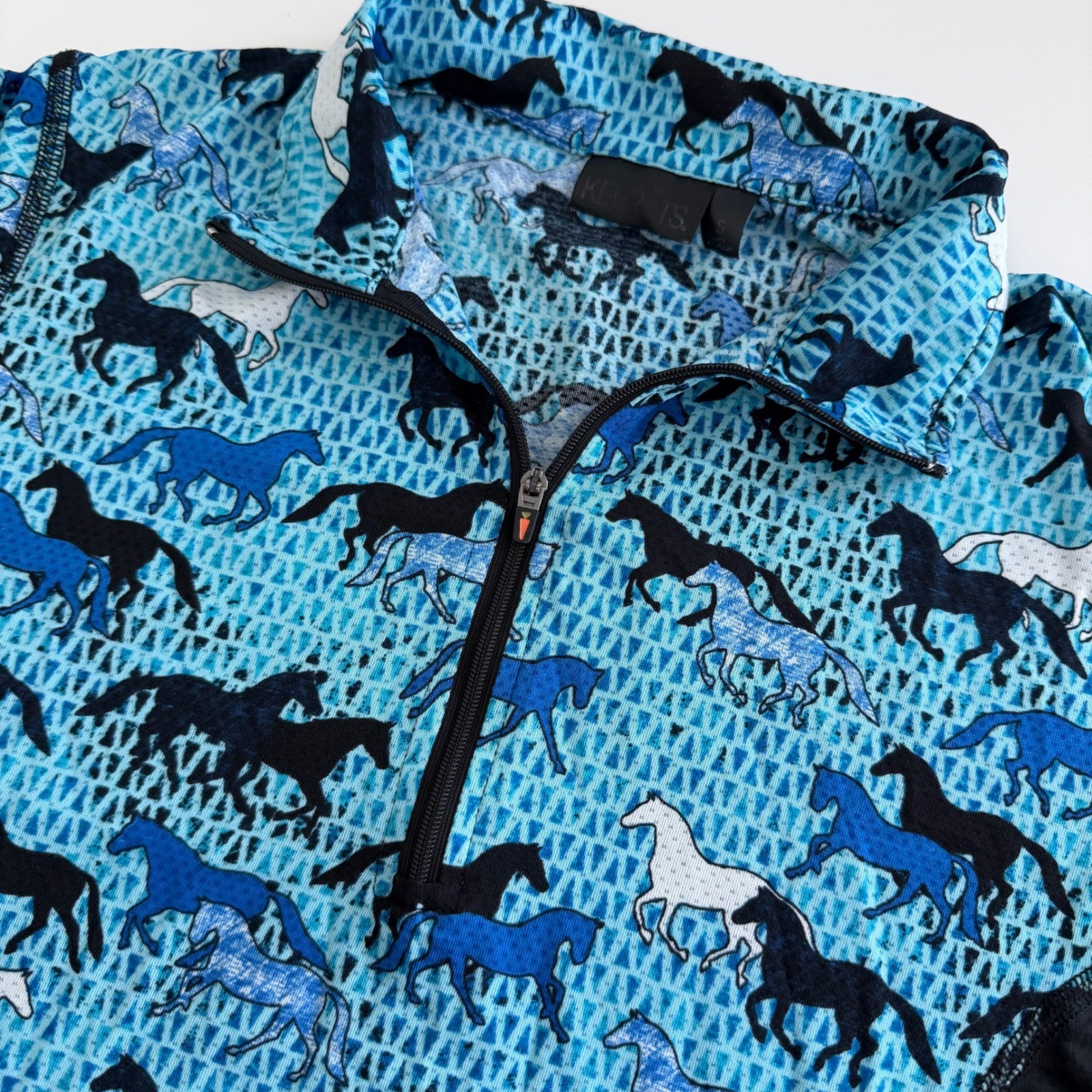 Kerrits Womens Blue Horse Print Quarter Zip Short Sleeve Riding Top Small Kerrits Womens Blue Horse Print Quarter Zip Short Sleeve Riding Top Small