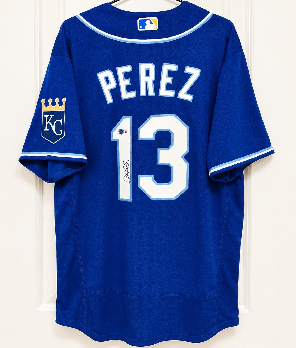 Salvador Perez Signed Kansas City Royals Nike Authentic Jersey Fanatics COA Auto Salvador Perez Signed Kansas City Royals Nike Authentic Jersey Fanatics COA Auto