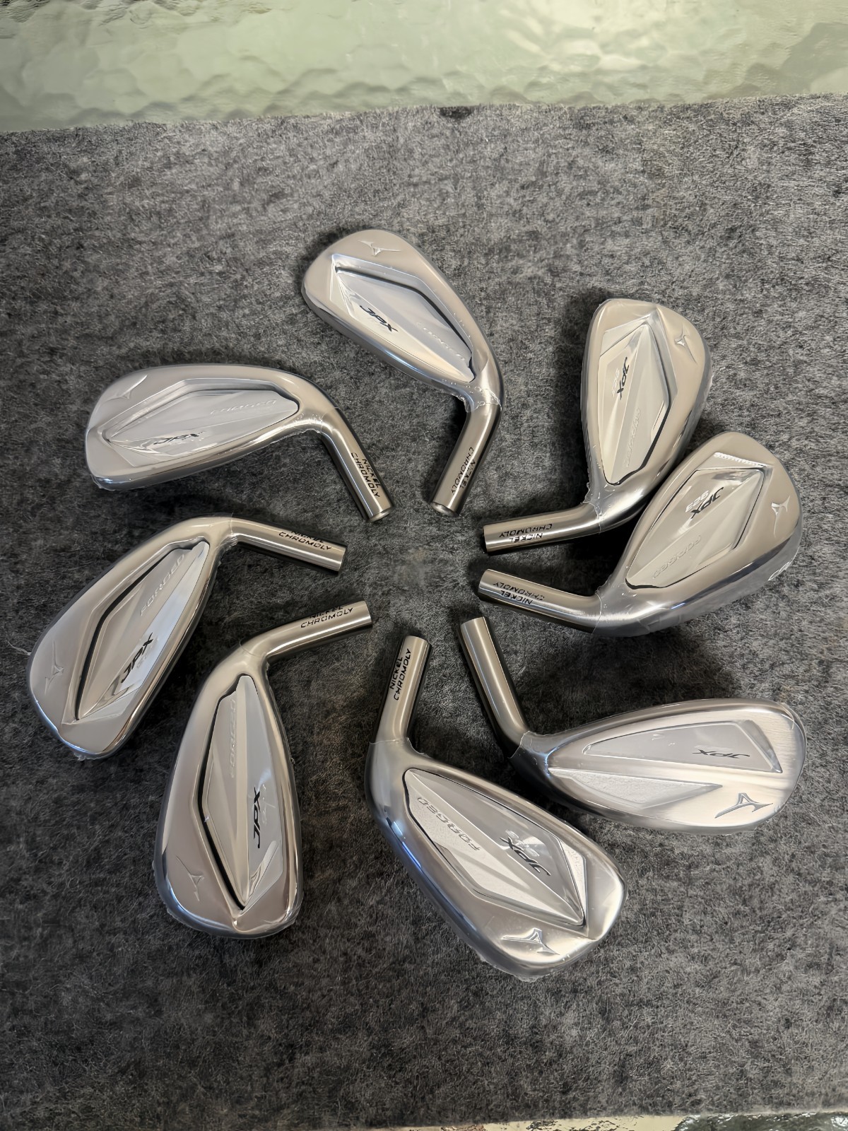 Mizuno JPX 923 Forged Iron Set Right Handed 5-PW,GW,SW Golf Club Head-8/Pcs Mizuno JPX 923 Forged Iron Set Right Handed 5-PW,GW,SW Golf Club Head-8/Pcs
