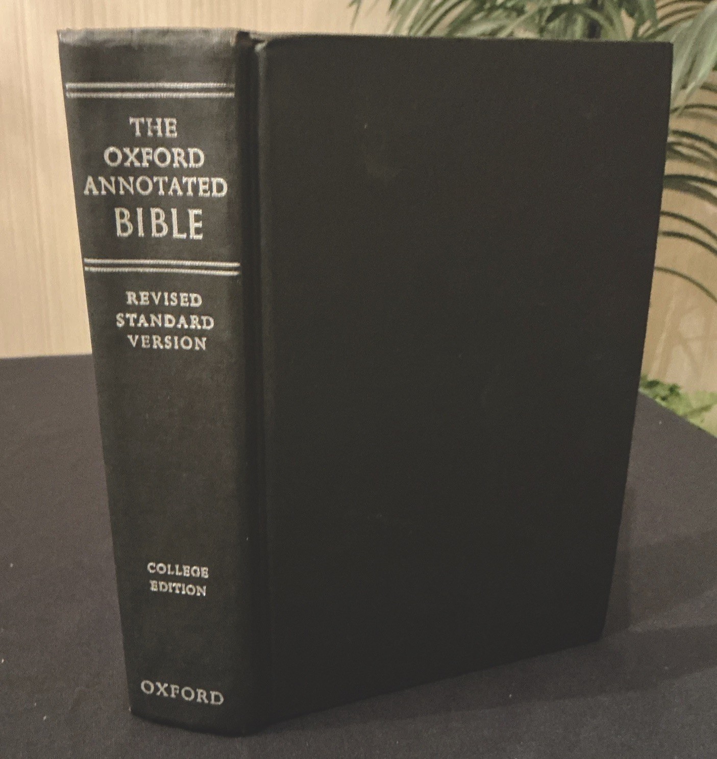 Vintage The Oxford Annotated Bible RSV College Edition 1962 HC Vintage The Oxford Annotated Bible RSV College Edition 1962 HC