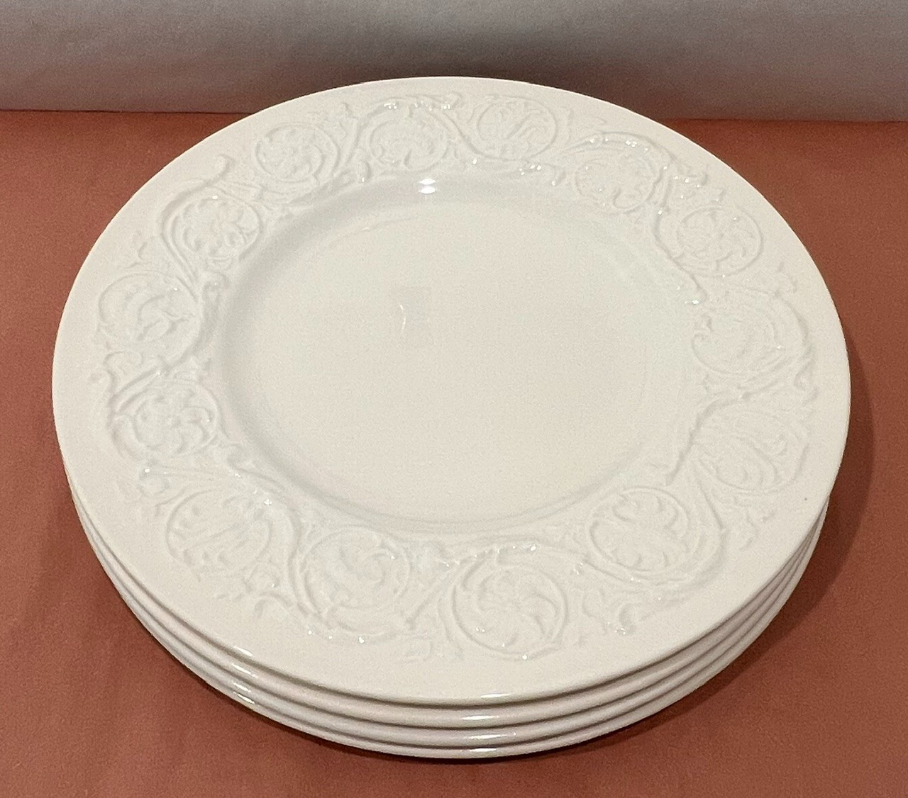 Vintage WEDGWOOD England PATRICIAN Pattern 8 3/8\