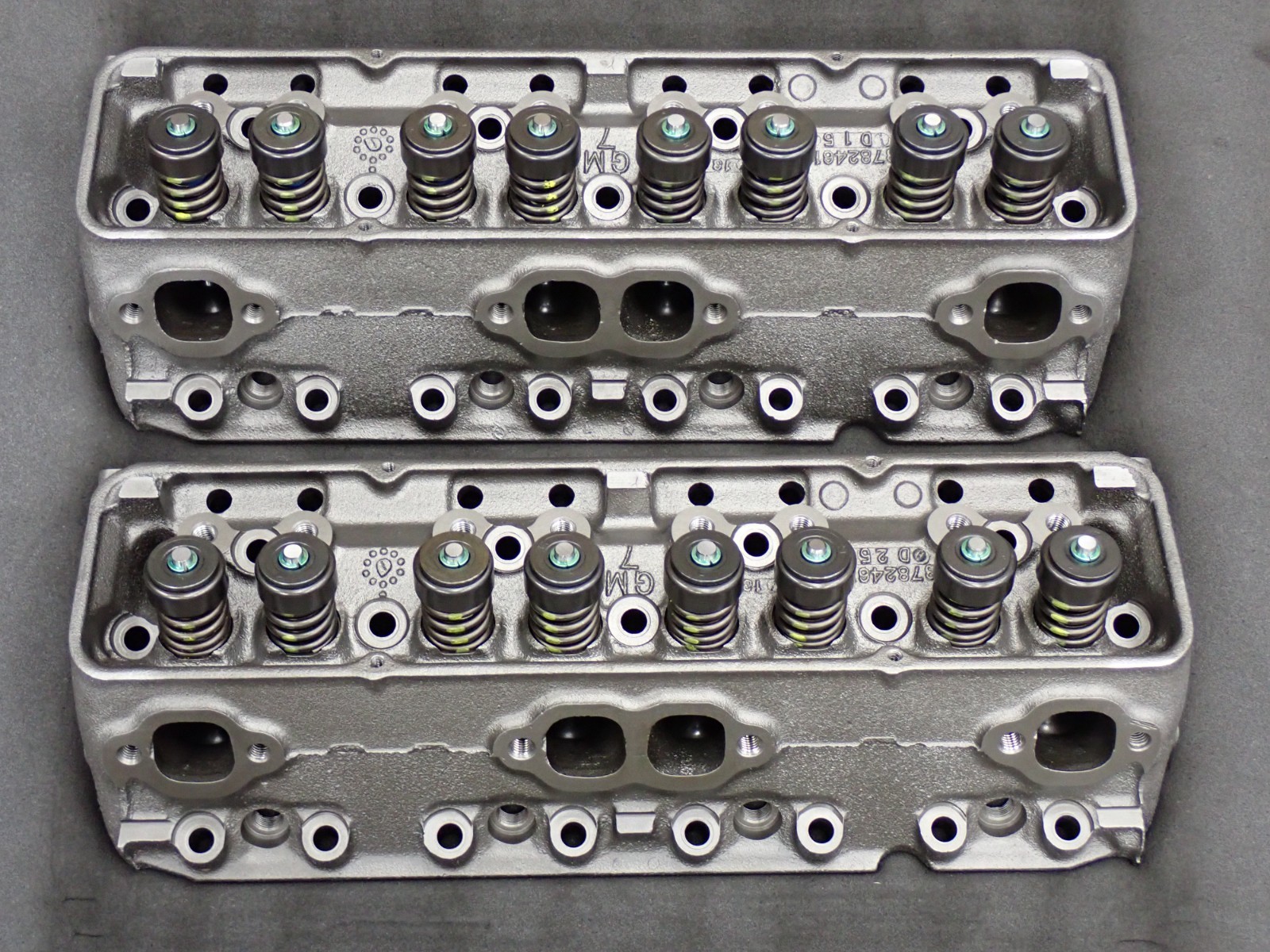 REBUILT 2.02 # 461 SBC # 3782461 DOUBLE HUMP DATE MATCHED CYLINDER HEADS CHEVY