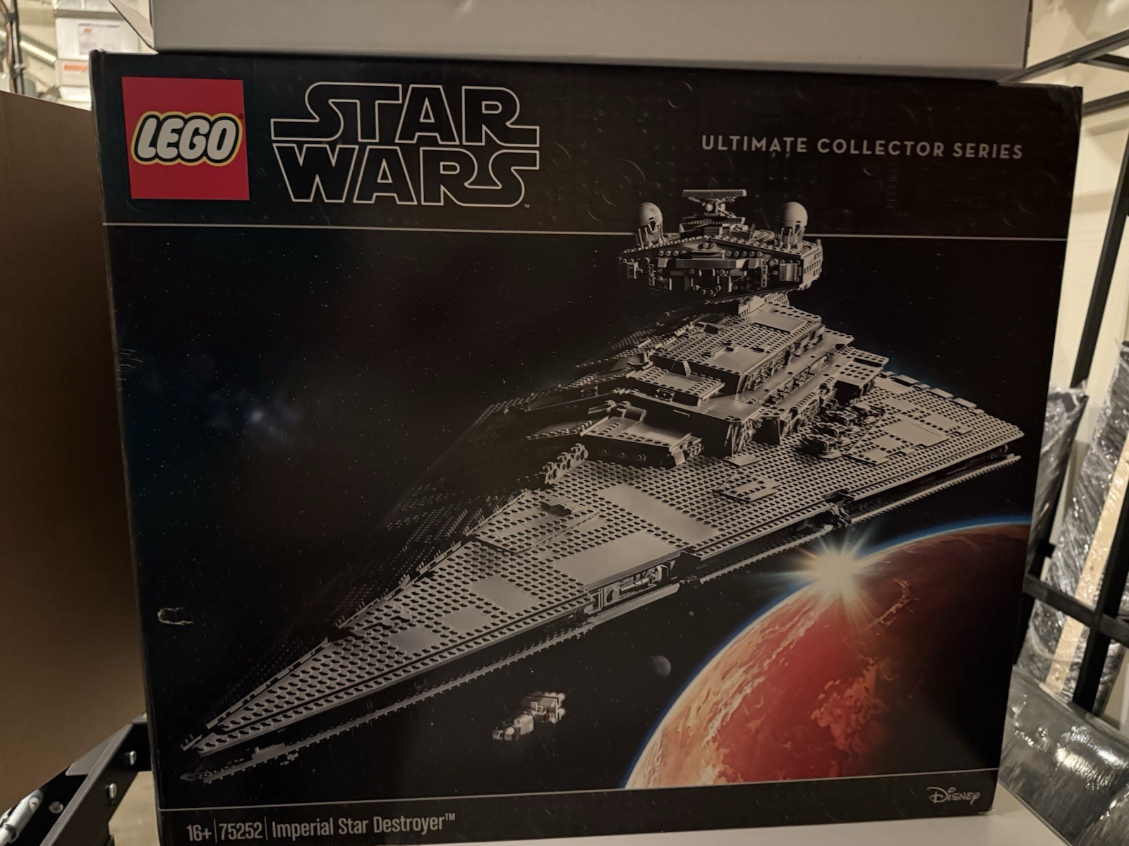 LEGO Star Wars: Imperial Star Destroyer (75252) Box Only LEGO Star Wars: Imperial Star Destroyer (75252) Box Only